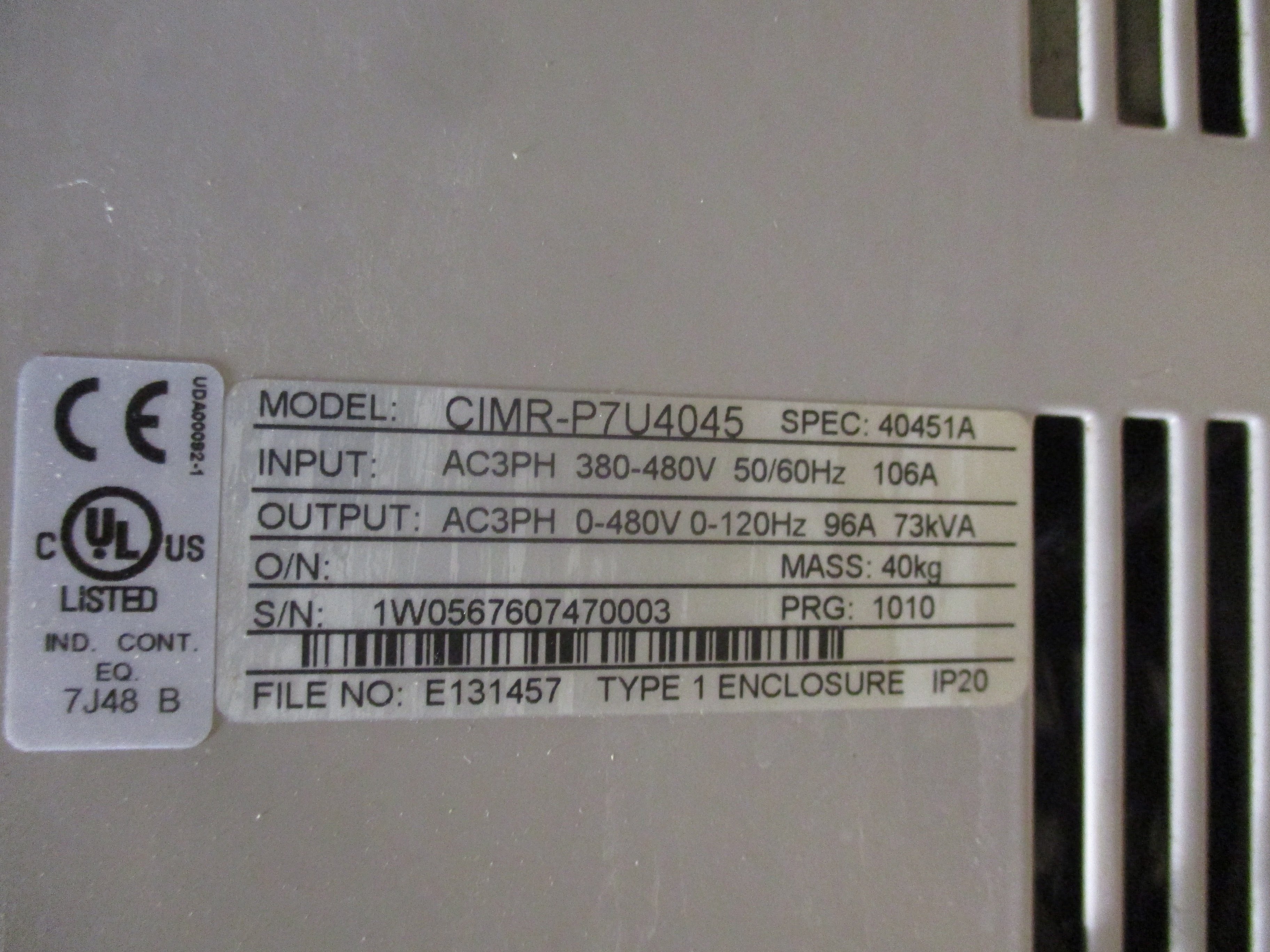 Yaskawa Varispeed P7 AC Drive CIMR-P7U4045 75HP 3Ph Input: AC 3PH 380-480V 50/60