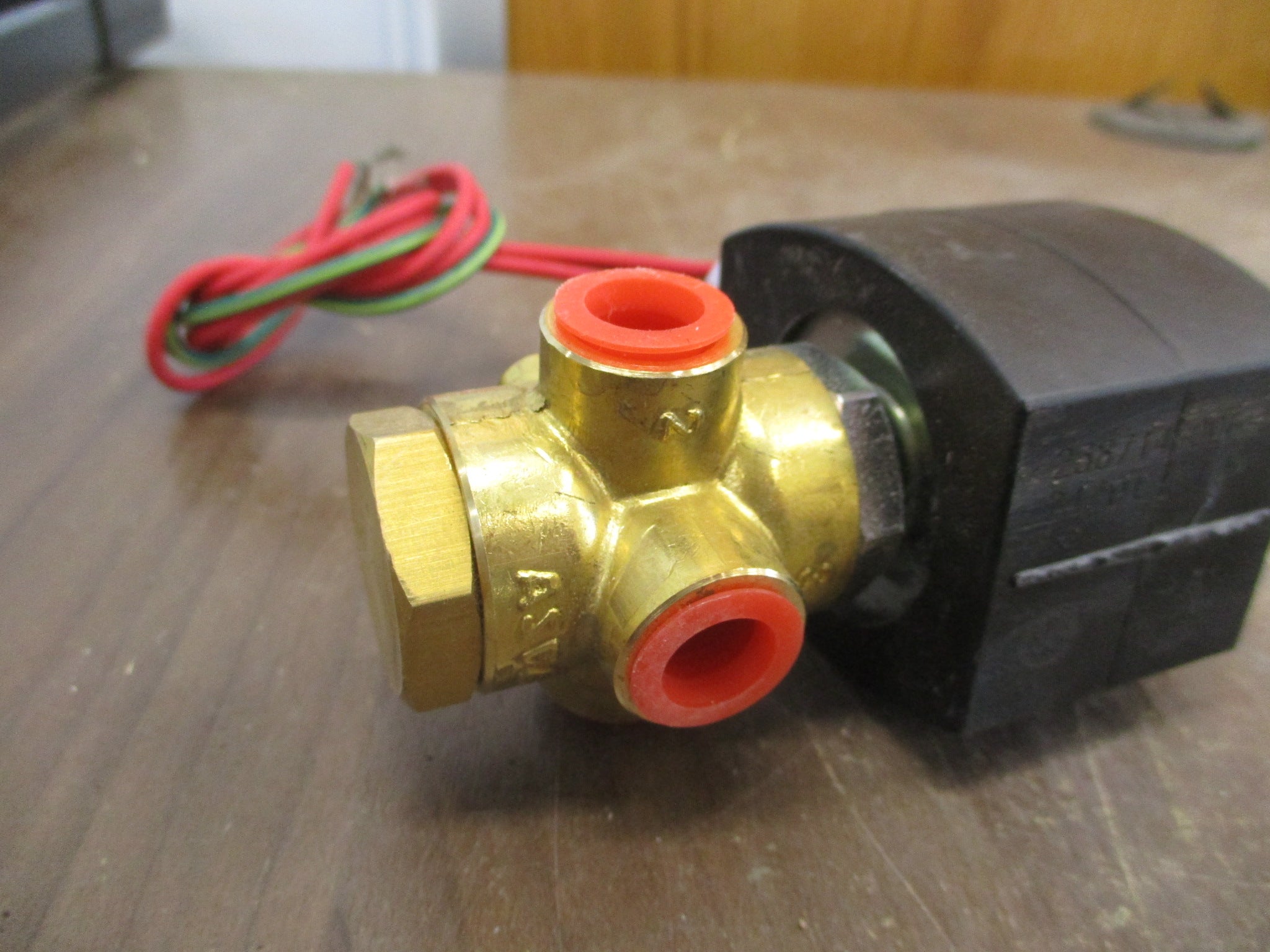 Asco Red-Hat II Solenoid Valve EF8320G184 115PSI Used