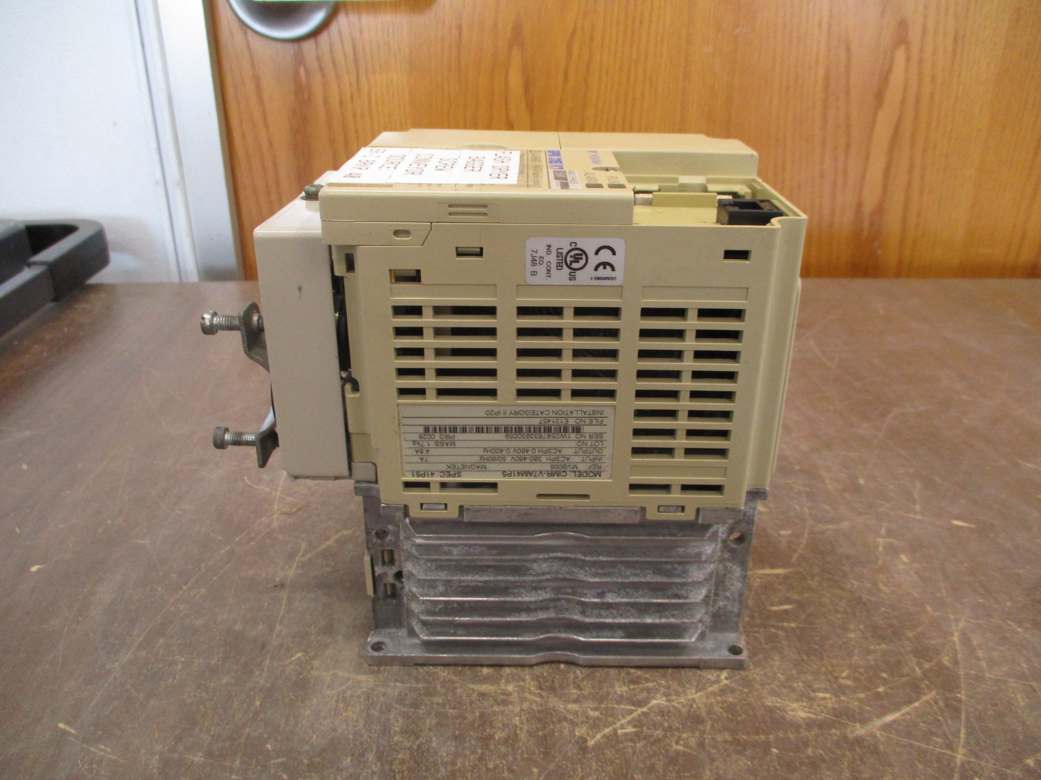 Yaskawa GPD 315/V7 AC Drive CIMR-V7AM41P5 2HP 3Ph Used