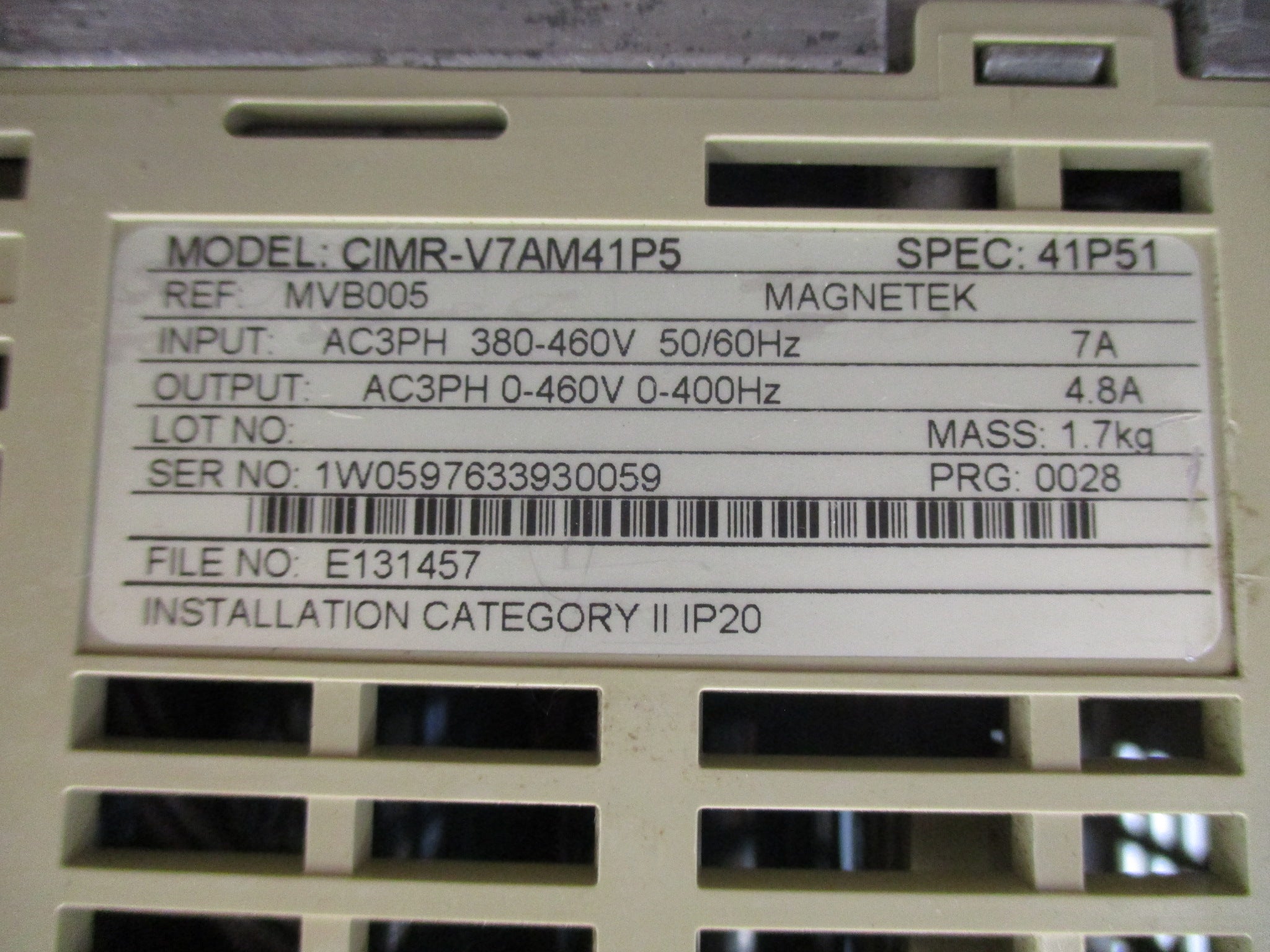 Yaskawa GPD 315/V7 AC Drive CIMR-V7AM41P5 2HP 3Ph Used