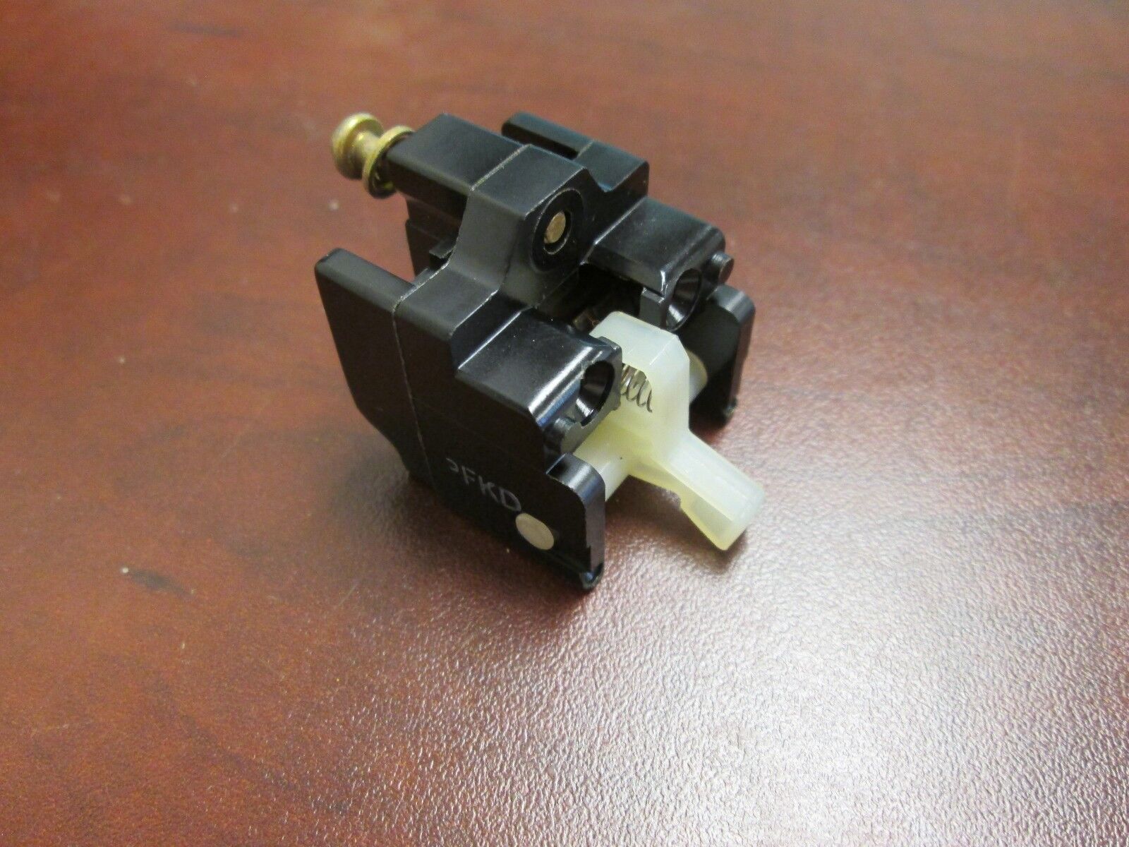 Allen-Bradley Aux Contact Block 1495-N10 Lot of 2 New Surplus