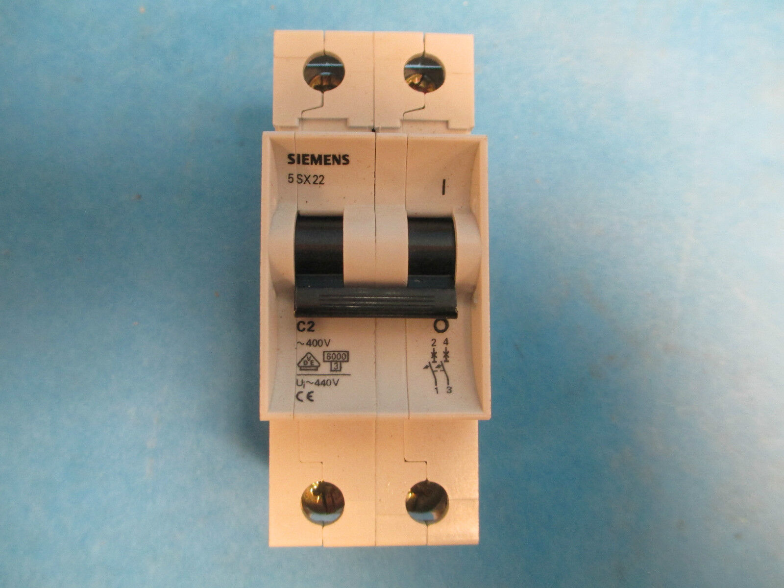 Siemens Circuit Breaker 5SX22 C2, 2P 2A 400/440V
