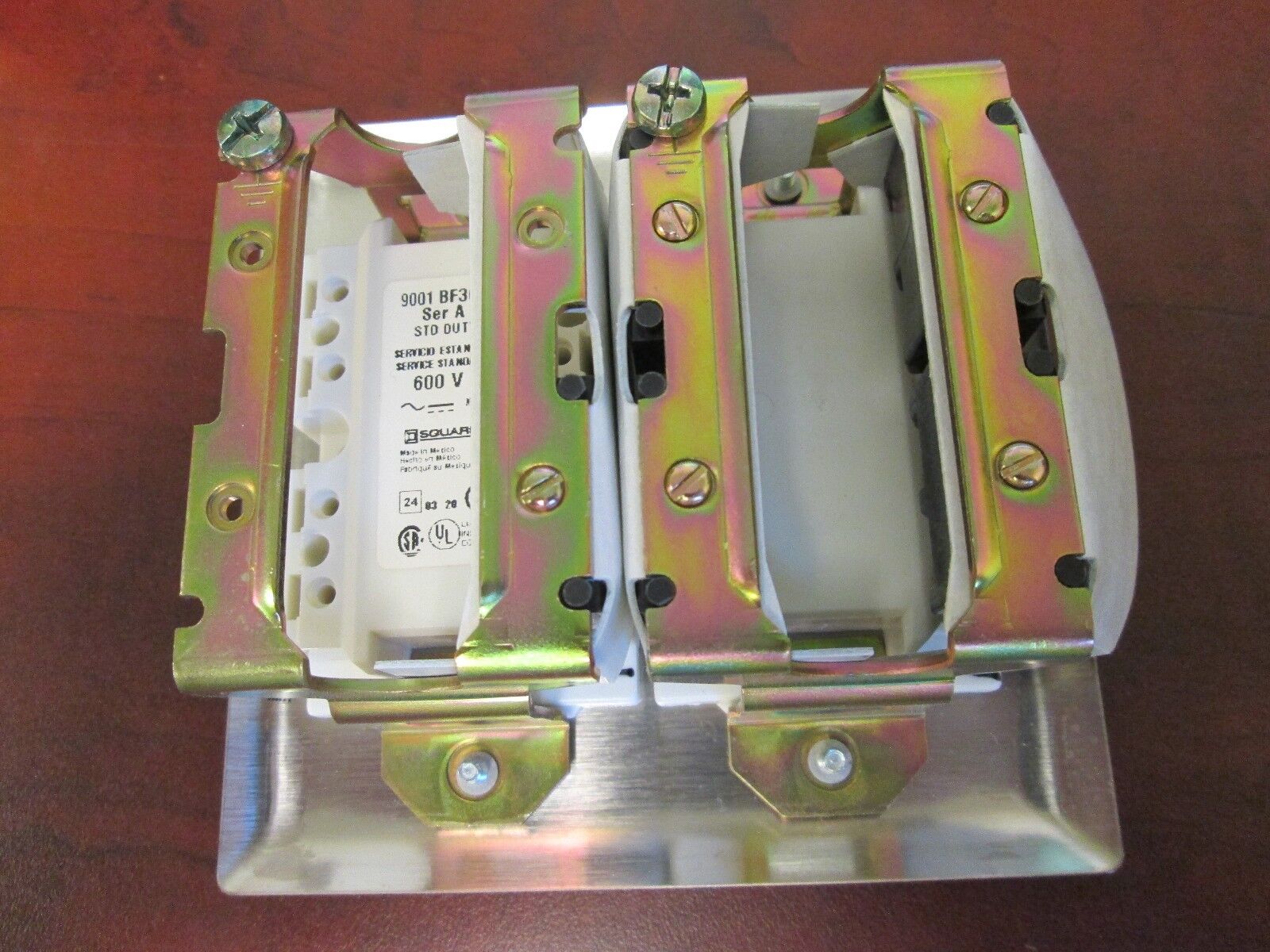 Square D Control Station 9001BF305 600V 5A New Surplus