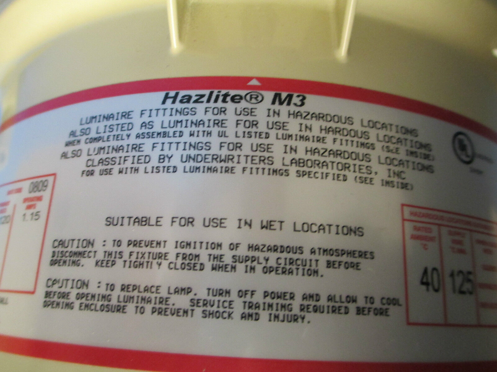 Thomas & Betts Hazlux Hazlite M3 DSM15P120-R5P-L5EF, 150W New Surplus