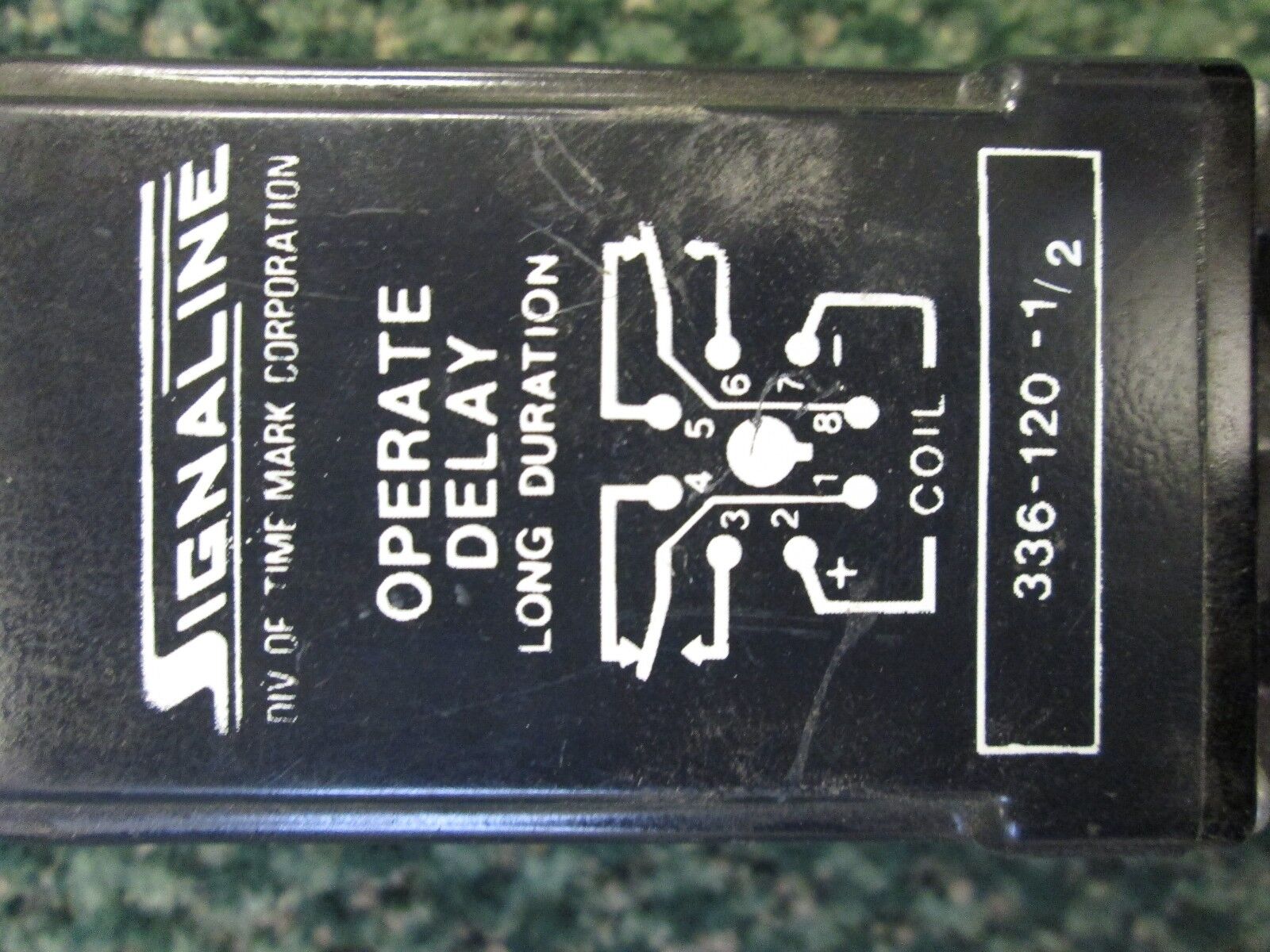 Signaline Timer 336-120-1/2 Operate Delay Long Duration