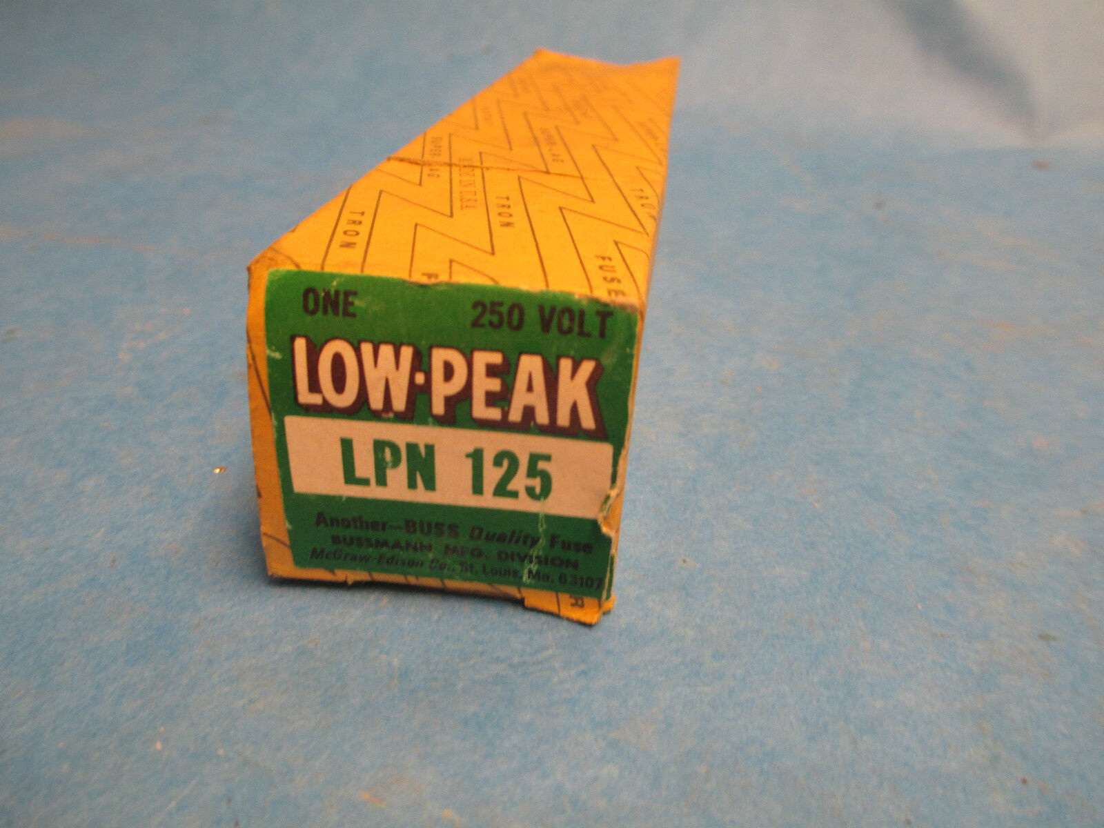 Bussmann LPN-125 Low-Peak Time-Delay Fuse 125A 250V New Surplus