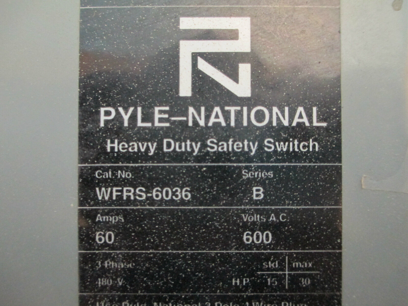 PYLE-National Safety Switch WFRS-6036 60A 600V 3P Nema 3R/12 Fusible Used