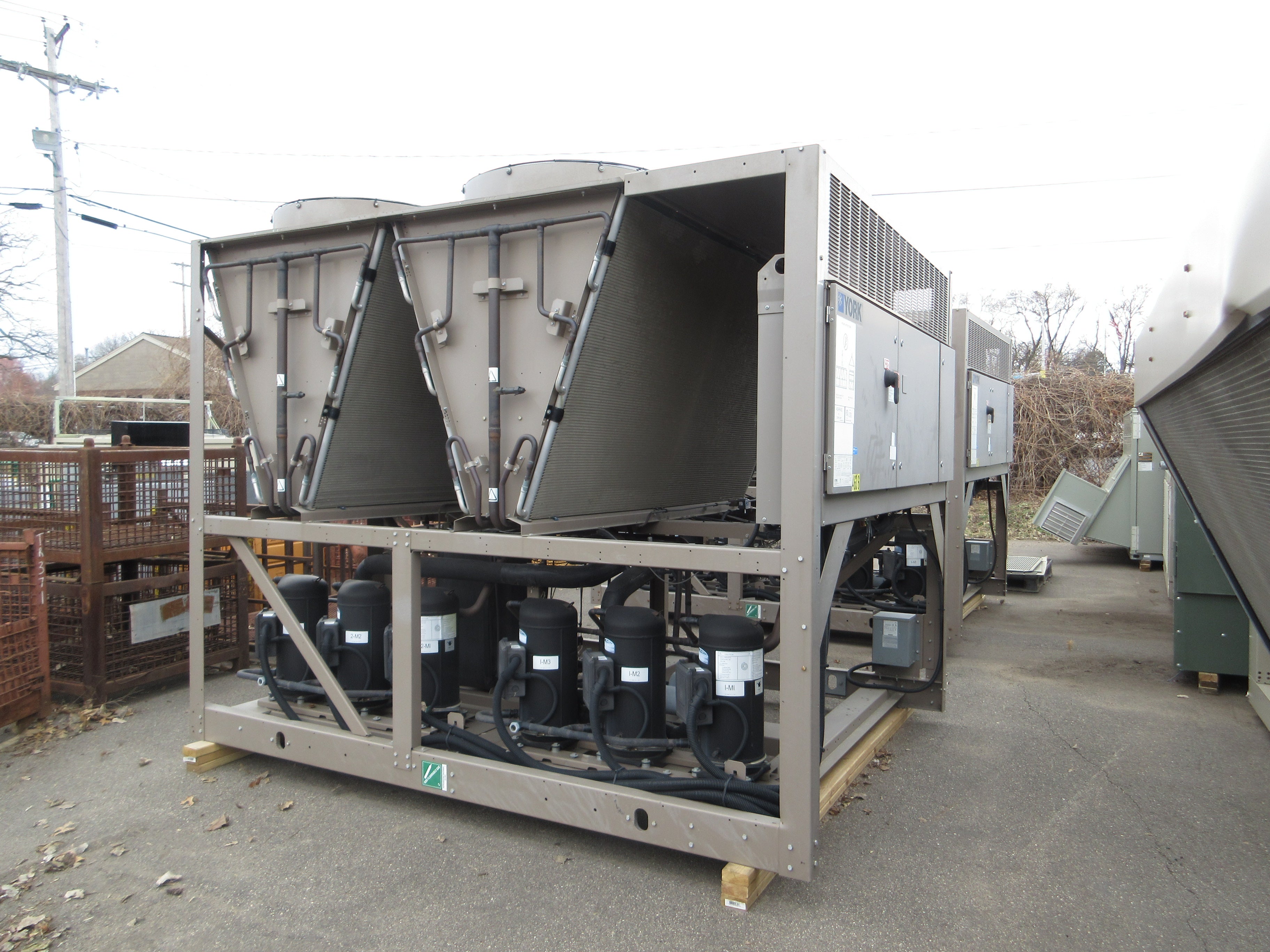 York YLAA Scroll Air Cooled Chiller YLAA0070SE46XCB 70 ton 460V 3Ph R410A Used