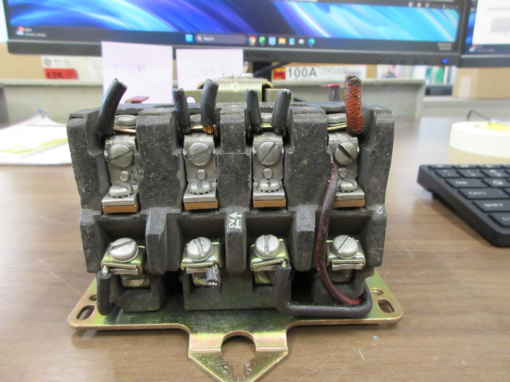Square D Size1 Starter 8536 CO-3 S 120V Coil 600V Used