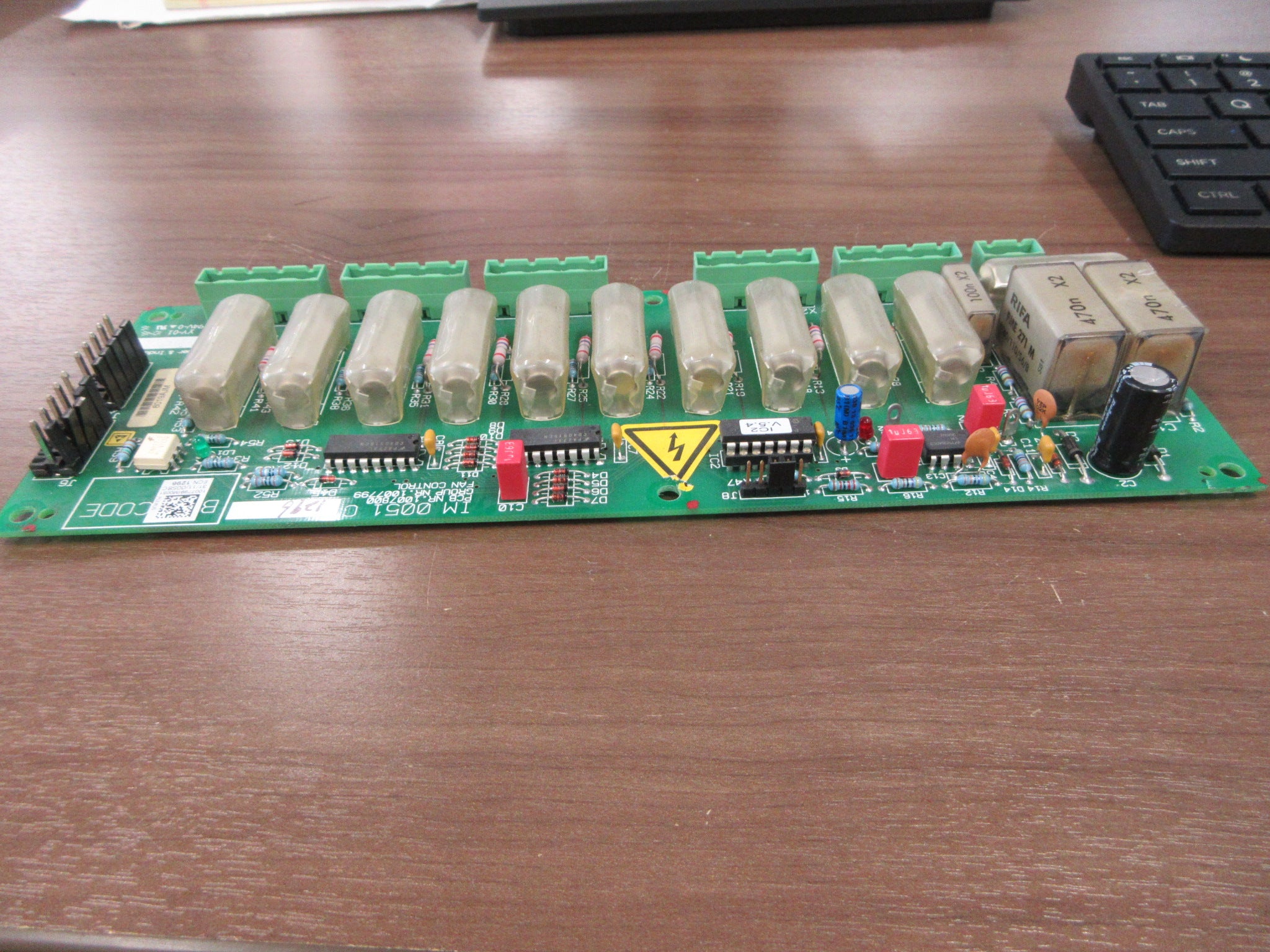 GE IM 0051 C Fan Control Board 1007800 Used