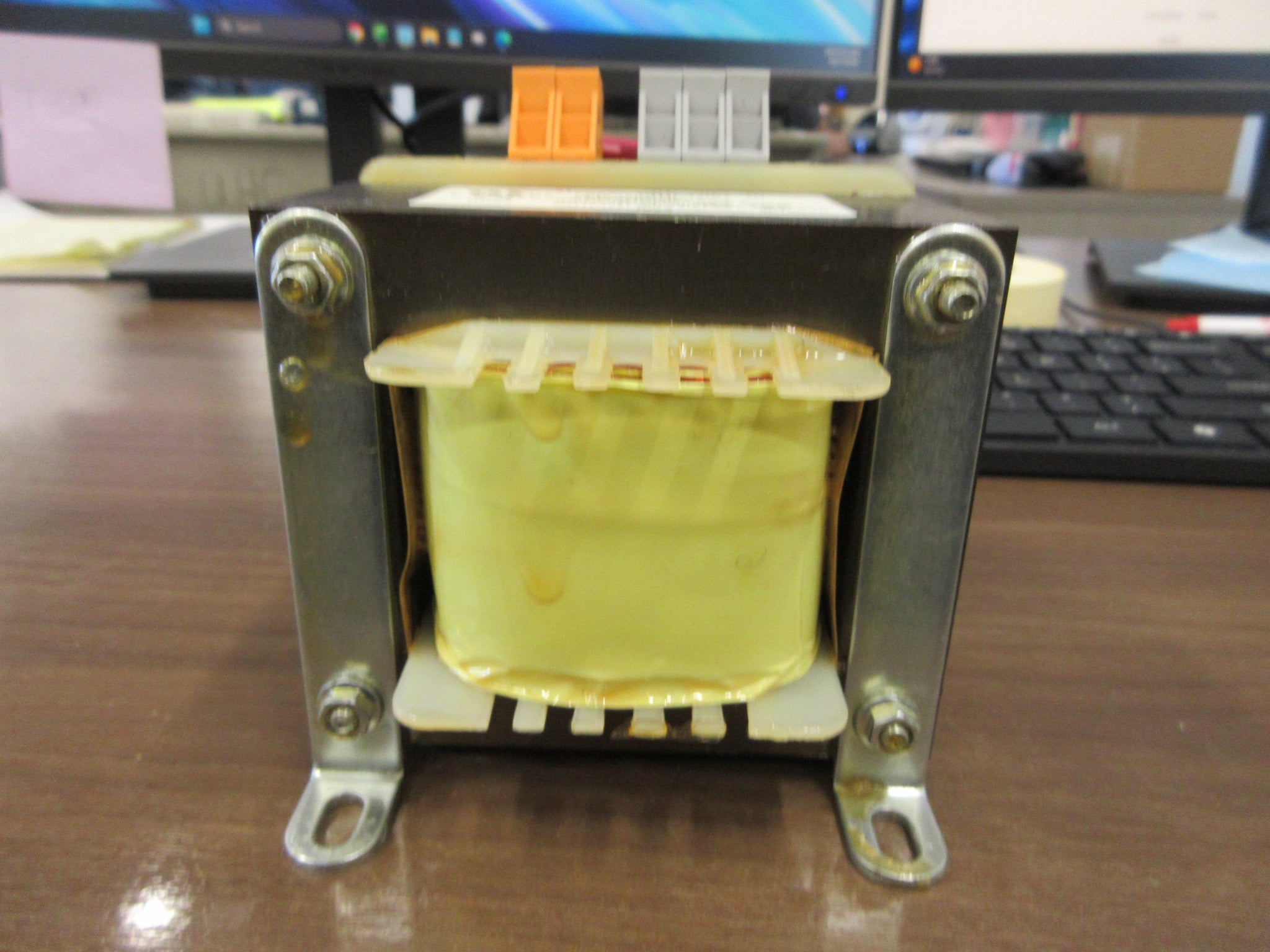 Precision Transformer X13550420-02 Rev. E 180 VA Pri:107/115V Sec: 27V Used