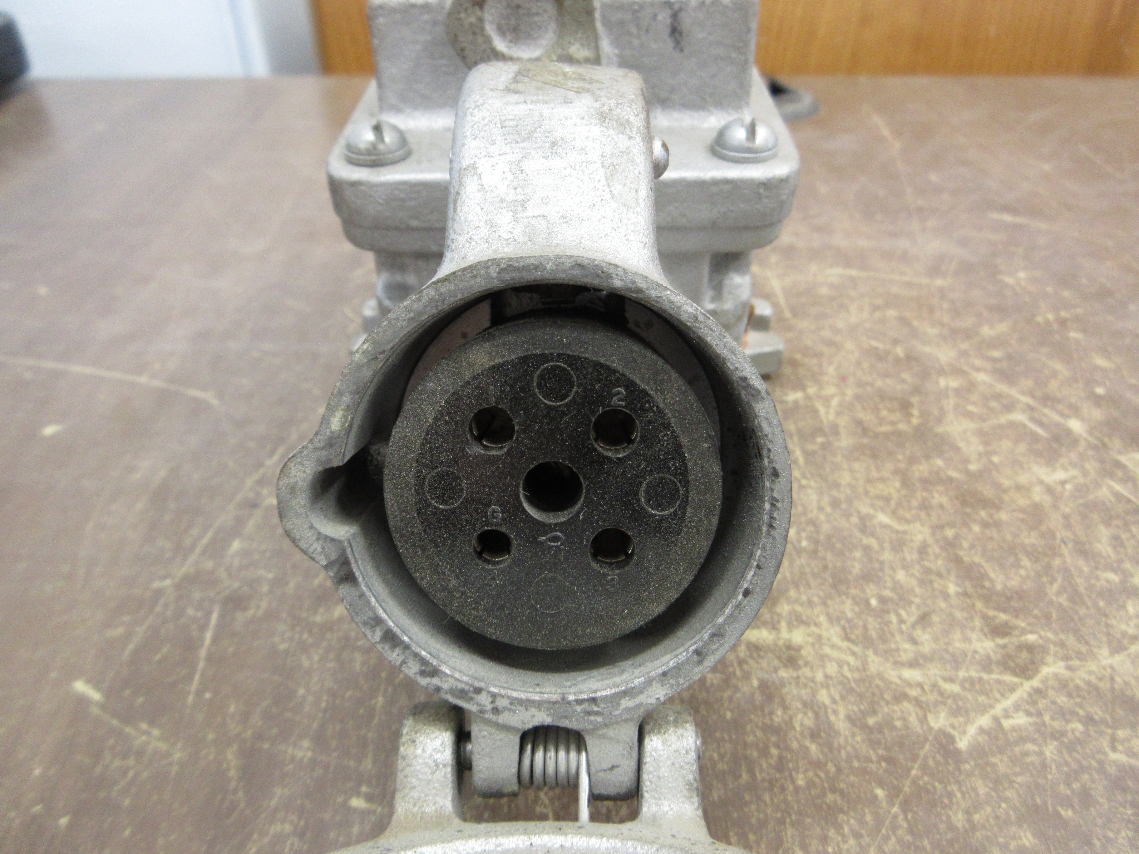 Pyle-National Explosion-Proof Receptacle YXA-23032-G 20A/30A 600V/250V 4P Used