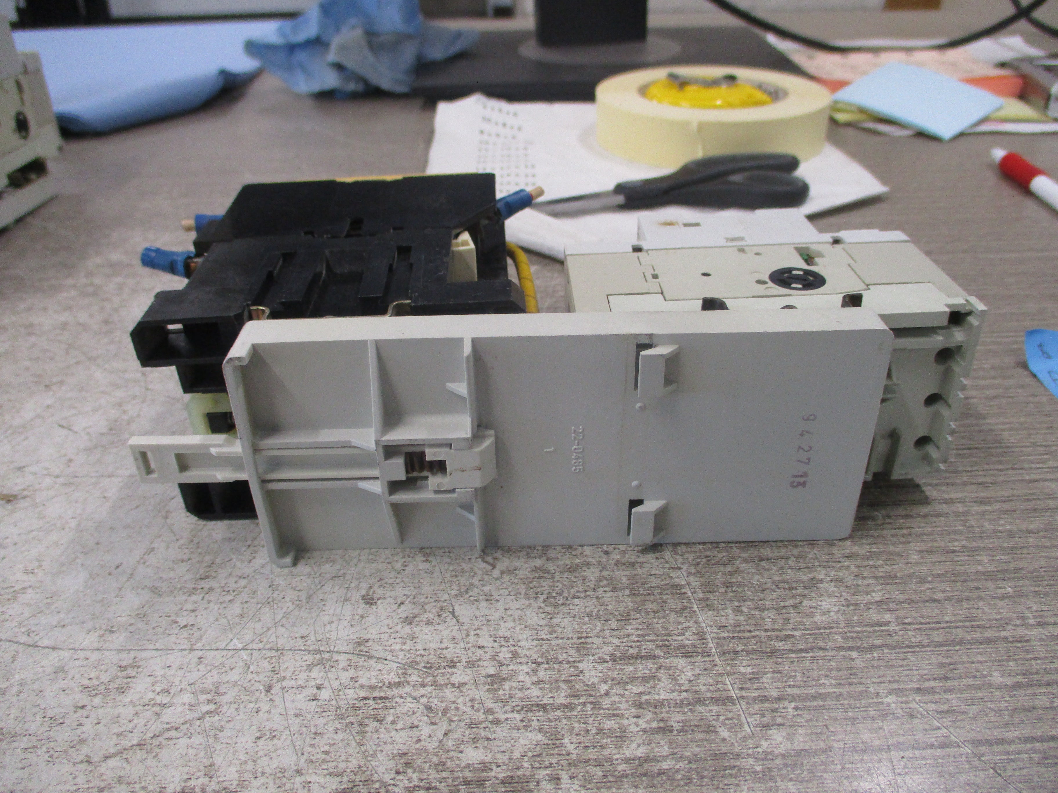 Allen-Bradley Starter 100-A18ND3/140-MN-1600 120V Coil Trip: 10-16A W/Mount Used