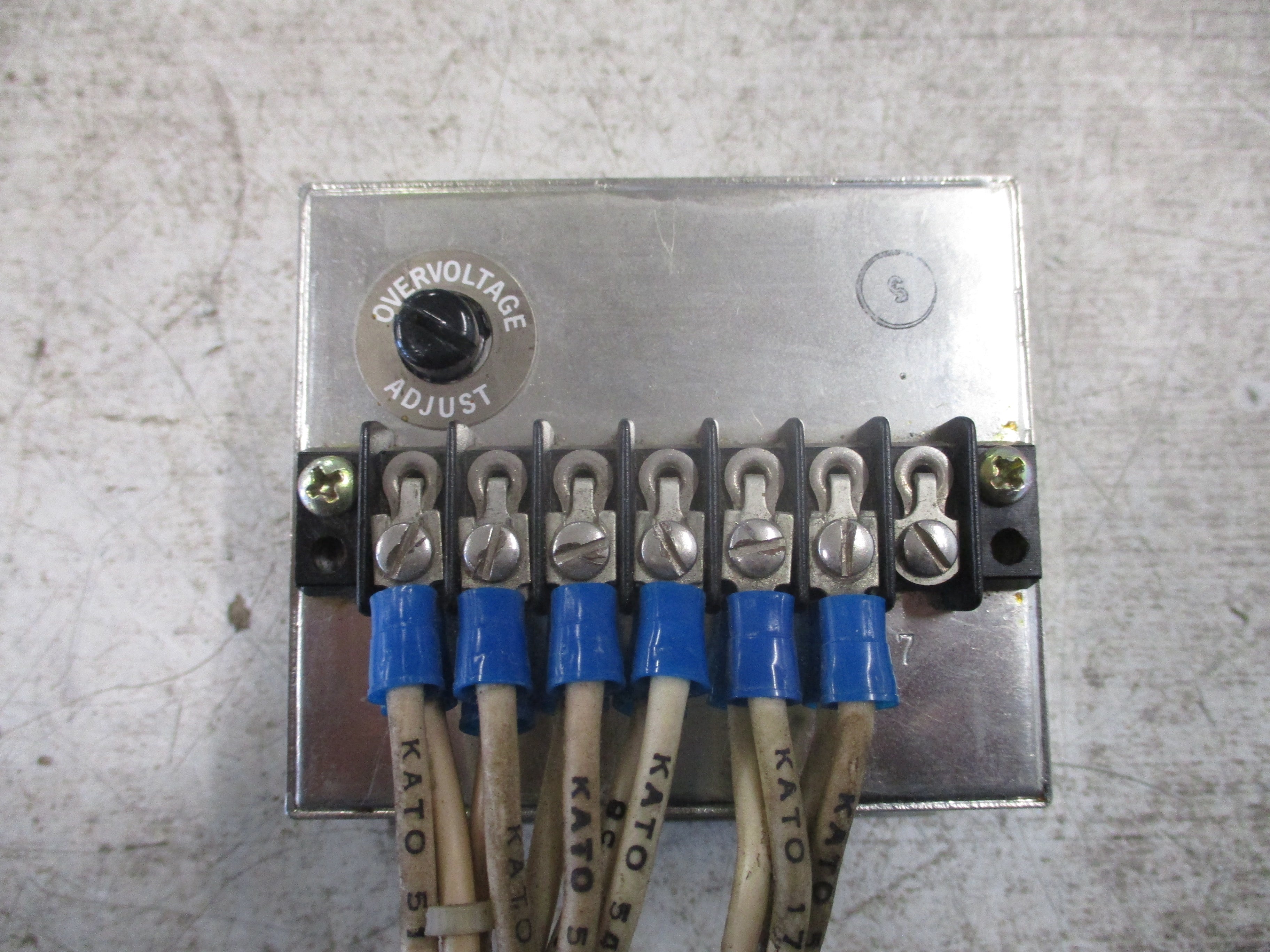 Wilmar Overvoltage relay 301X 120/208V 50/60Hz Used