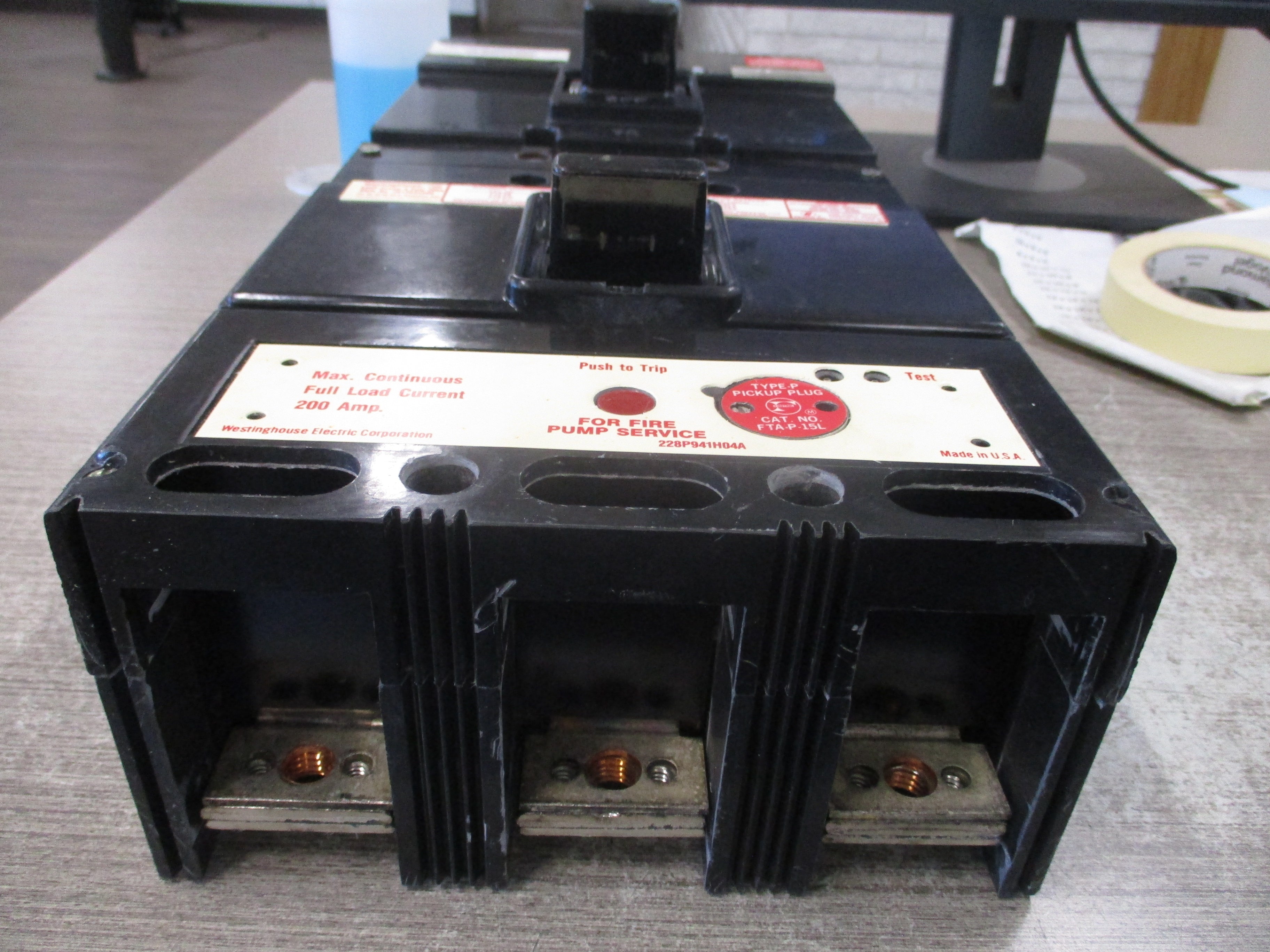 Westinghouse Circuit Breaker 2612D94G08 200A 600V 3P
