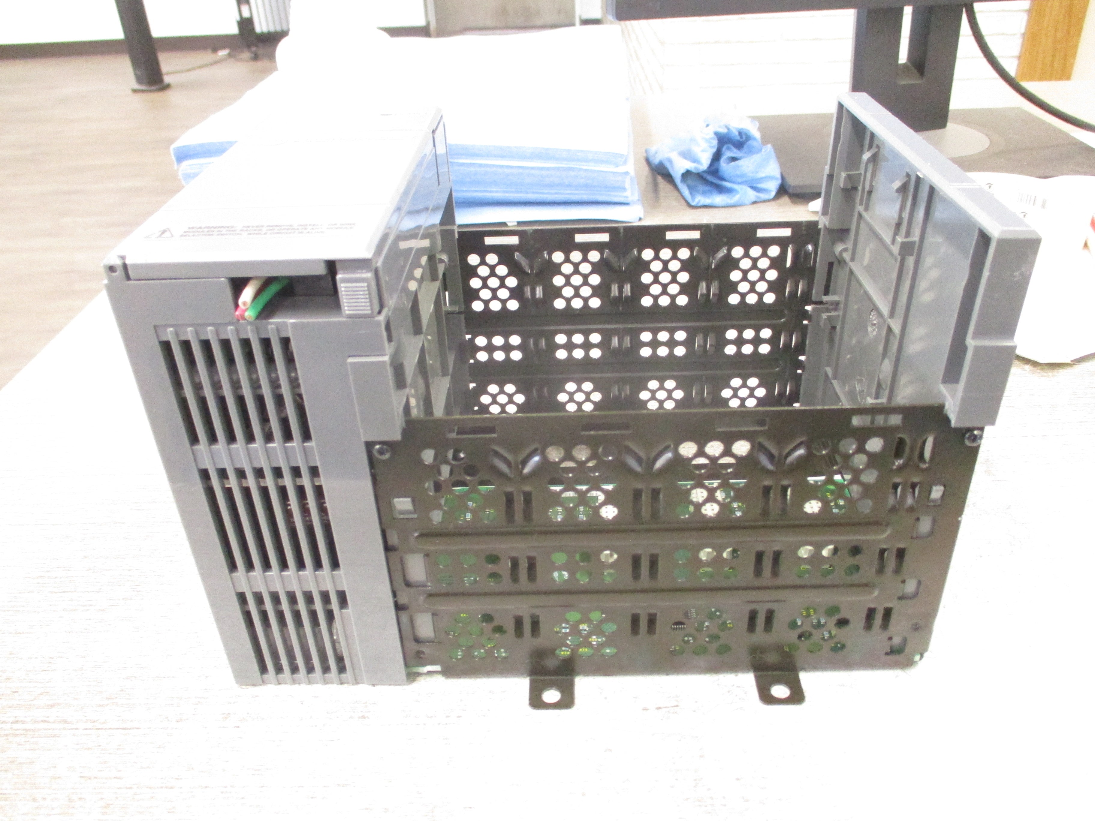 Allen-Bradley SLC500 PLC Rack W/Power Supply 1746-A4/1746-P1 4-Slot Used