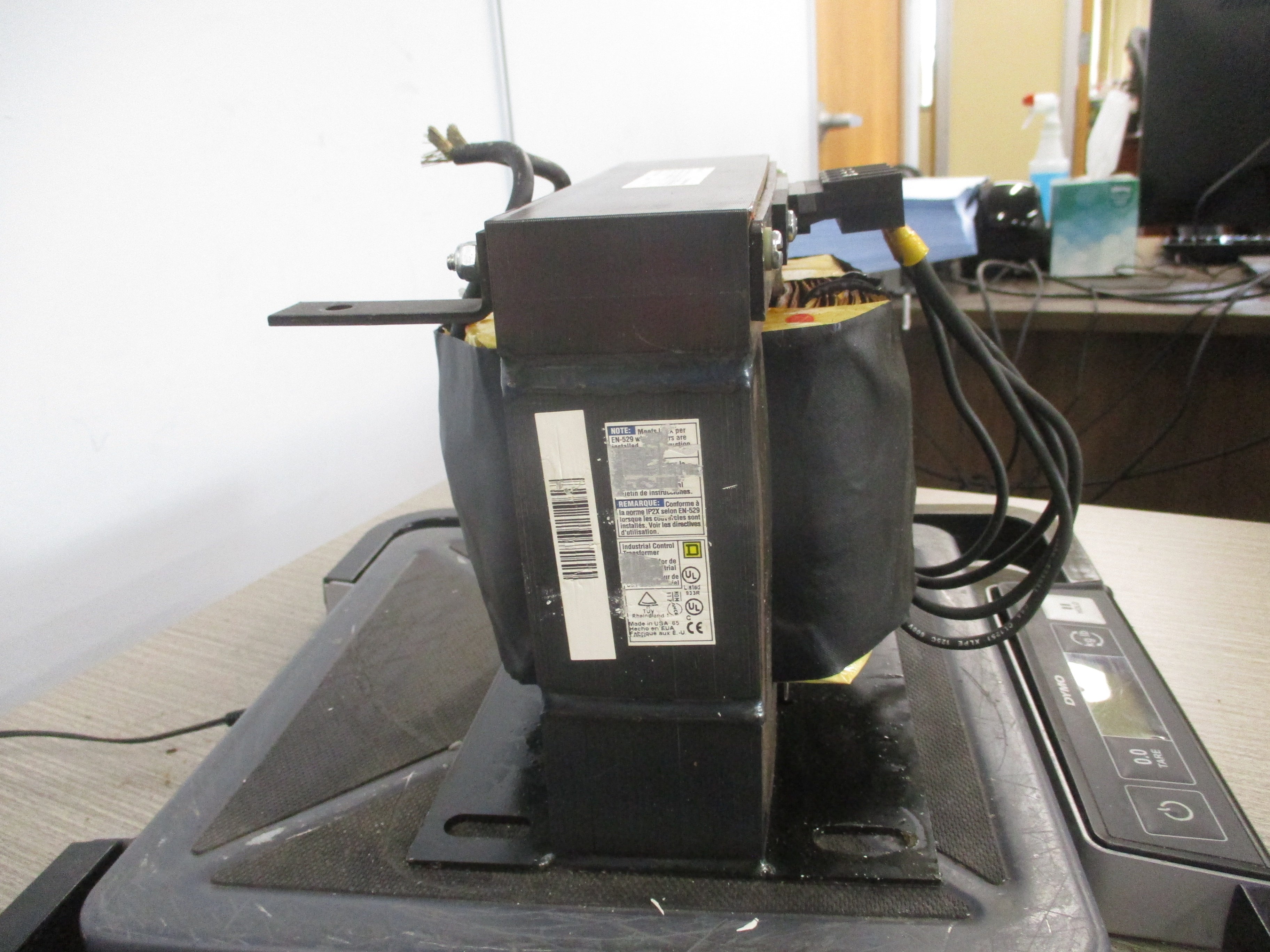 Square D Transformer 9070T3000D1 3KVA Pri: 240/480V Sec: 120V 50/60Hz Used