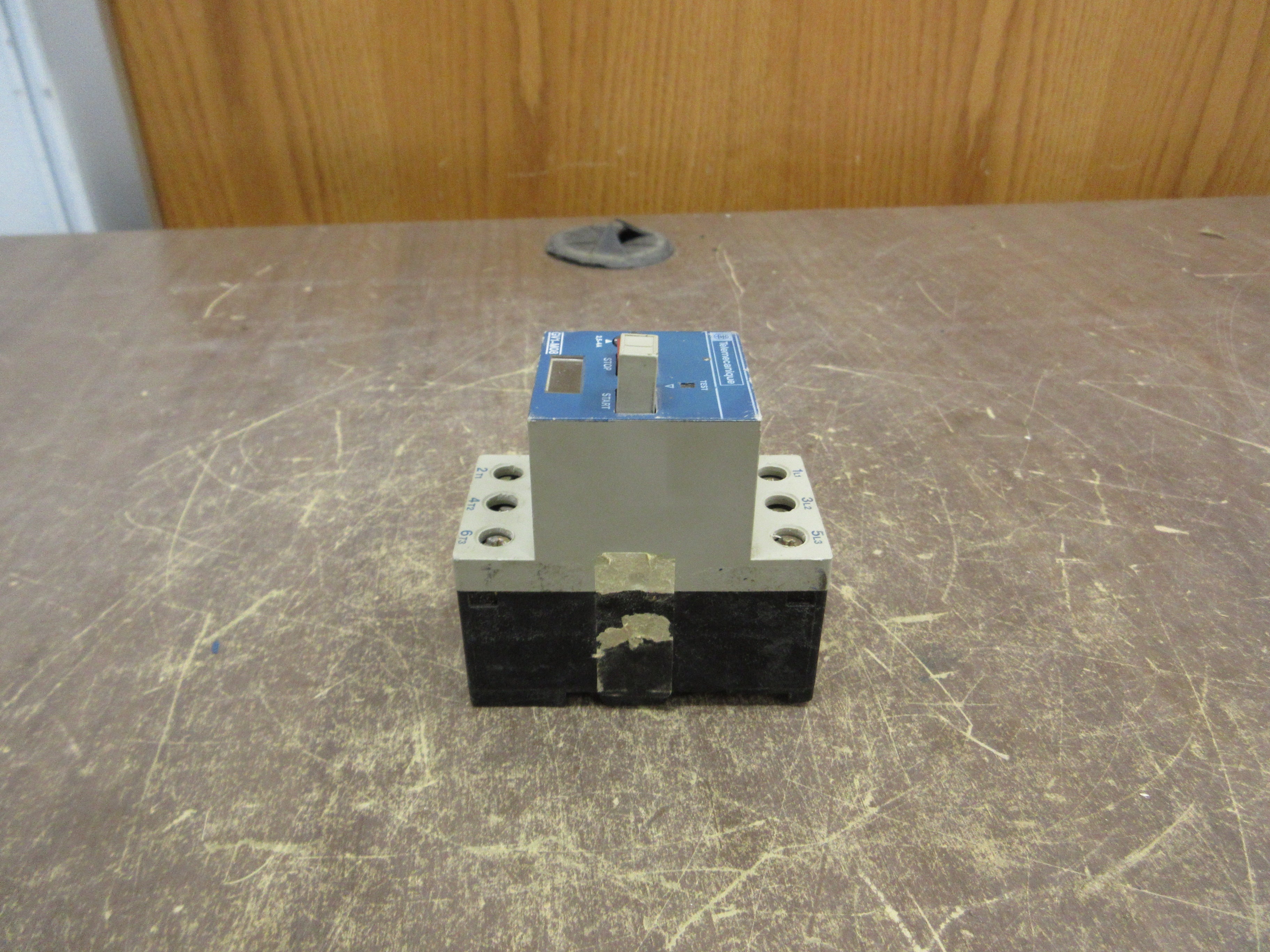 Telemecanique Manual Starter GV1-M08 Trip: 2.5-4A Used