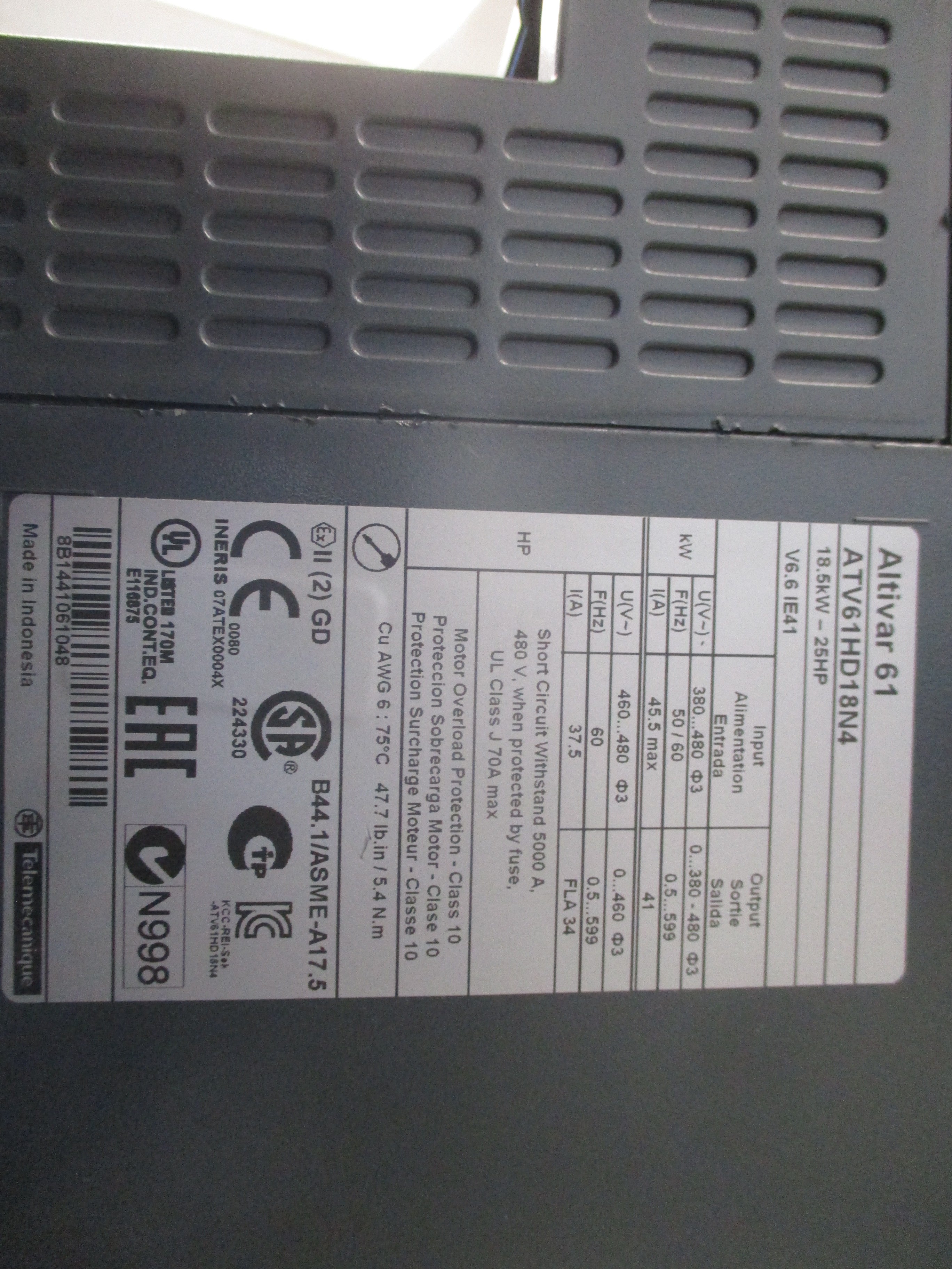Schneider Electric Altivar 61 AC Drive ATV61HD18N4 25HP 3Ph Input: 380-480V