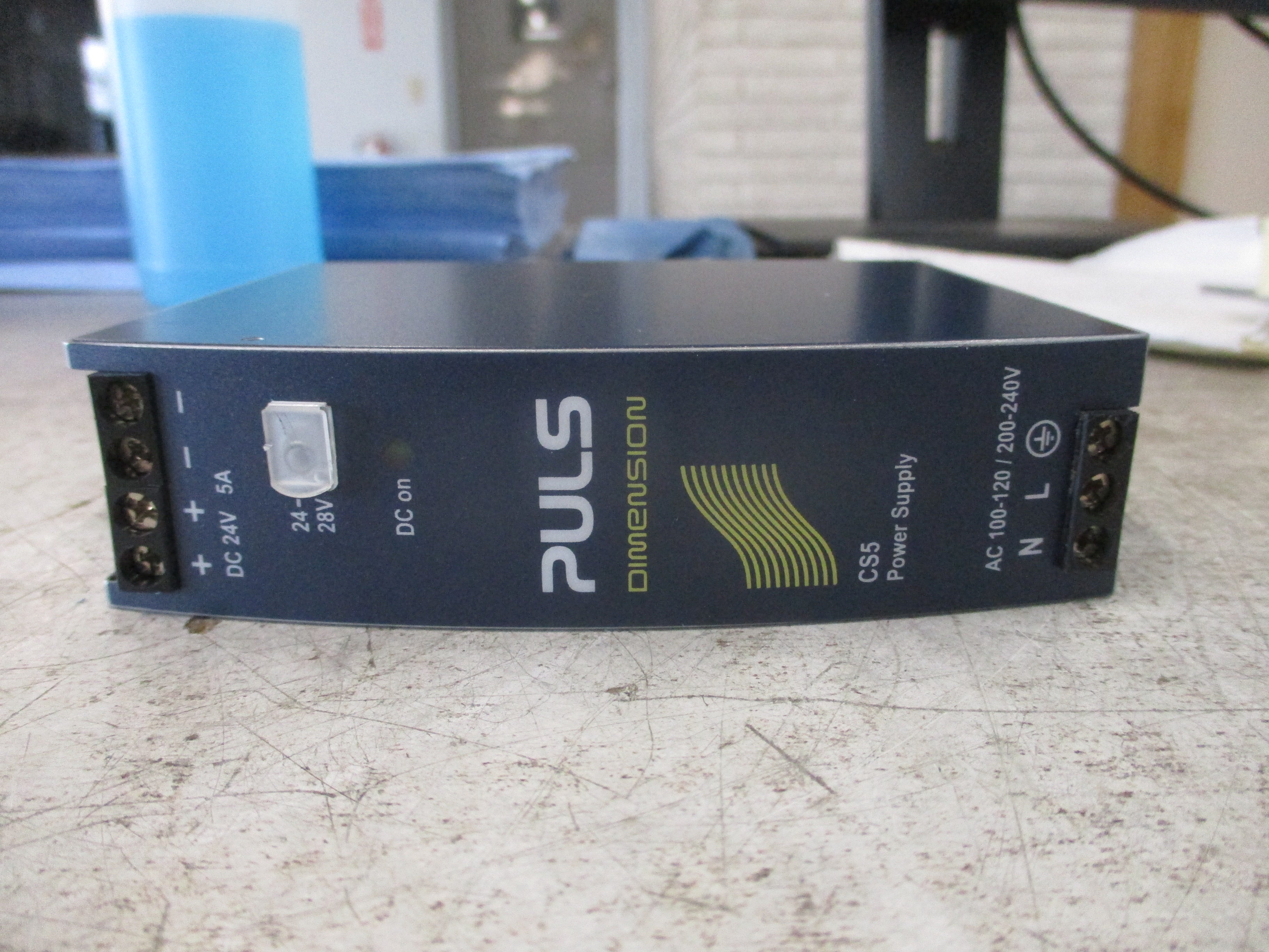 Puls Dimension Power Supply CS5.241 Input: AC 100-120/200-240V 2.6/1.4A 50-60Hz