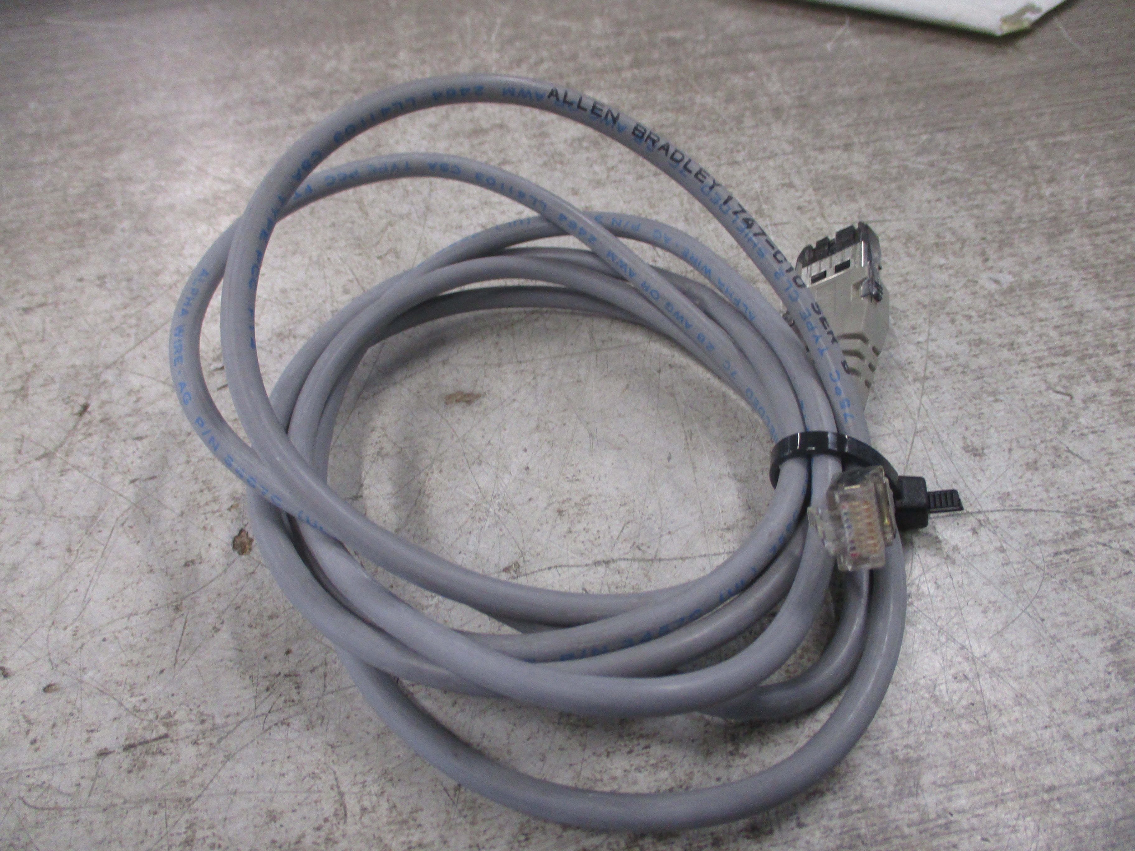 Allen-Bradley Cable 1747-C10 Ser. B Used