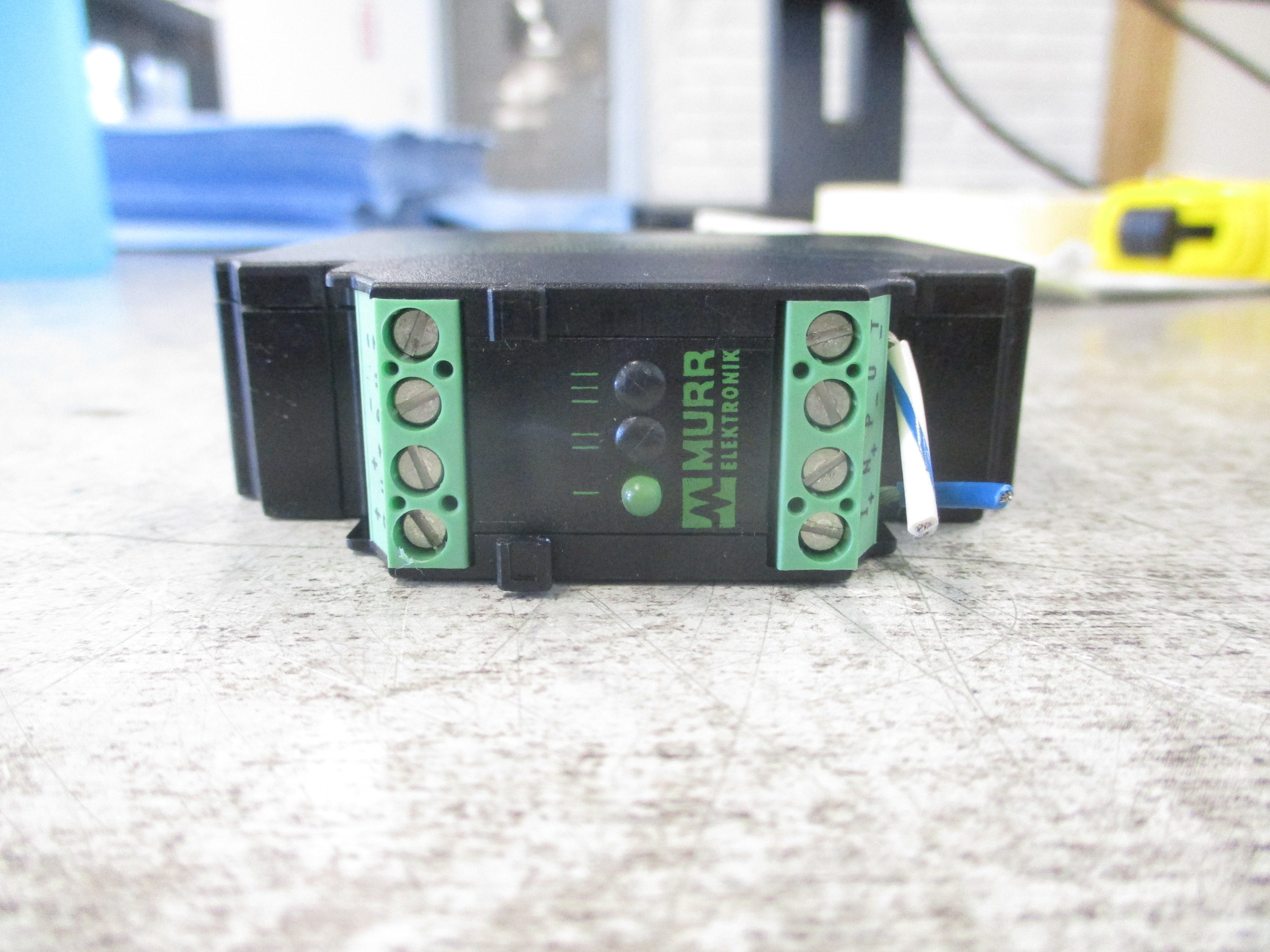 Murr MDD 1,5-24/5 Converter Switch 85 657 Input: 24VDC 0.6A Output: 5VDC 1.5A