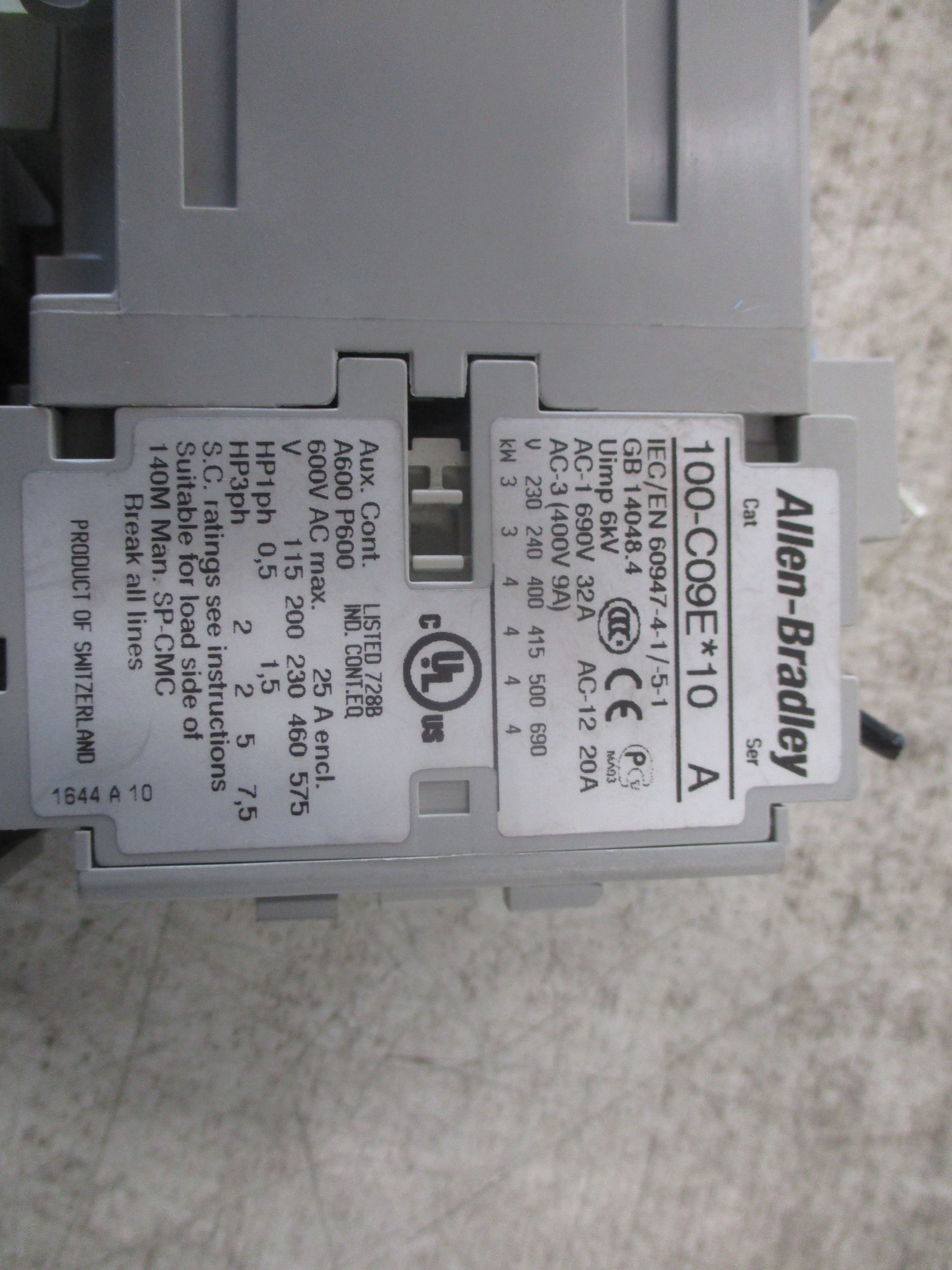 Compressor Controls Corp. SureLink I/O Base RFTA-8 8-Slot *No Terminal Cover*