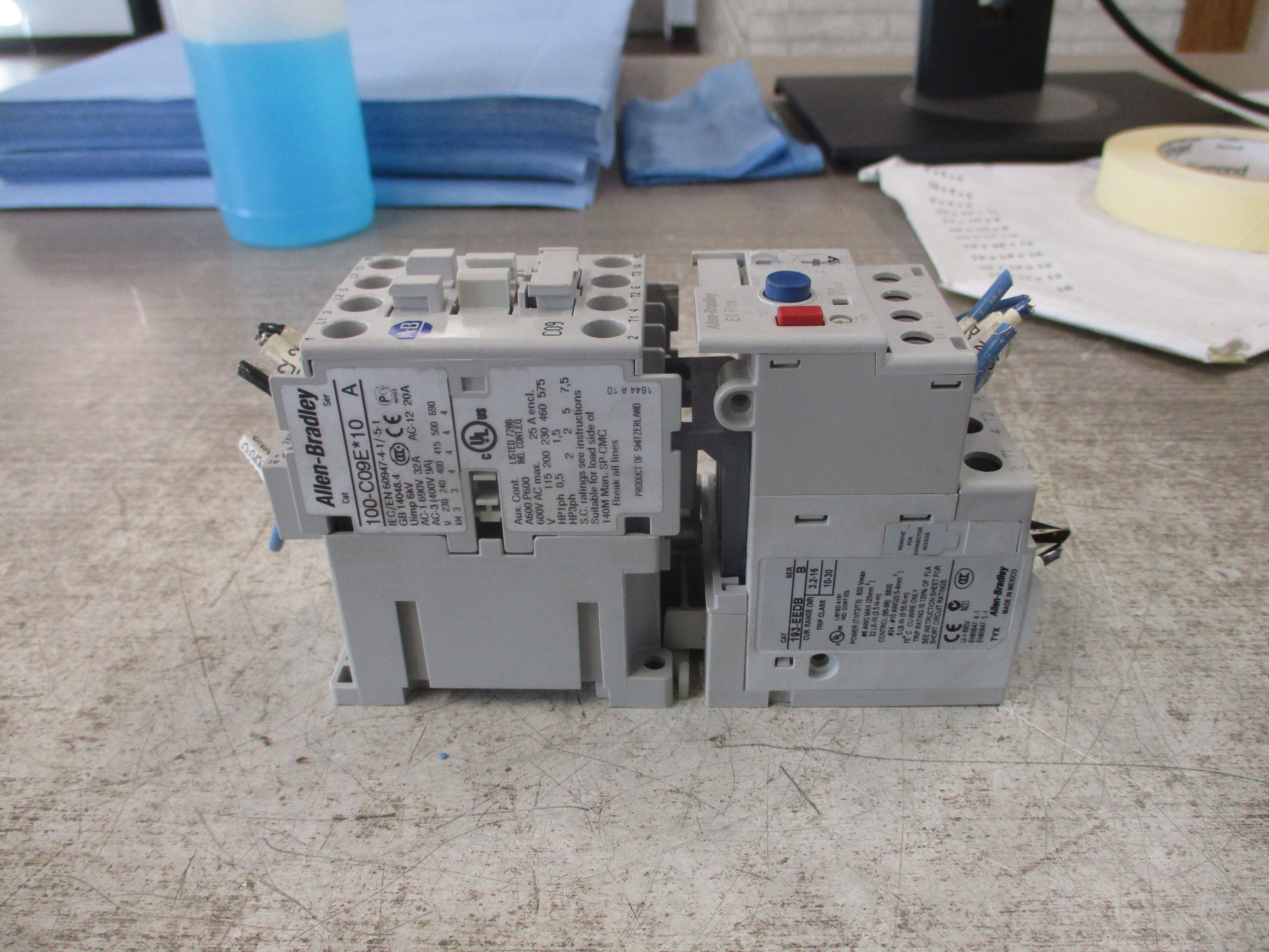 Allen-Bradley Starter 100-C09E*10/193-EEDB 24VDC Coil Trip: 3.2-16A 600V Used