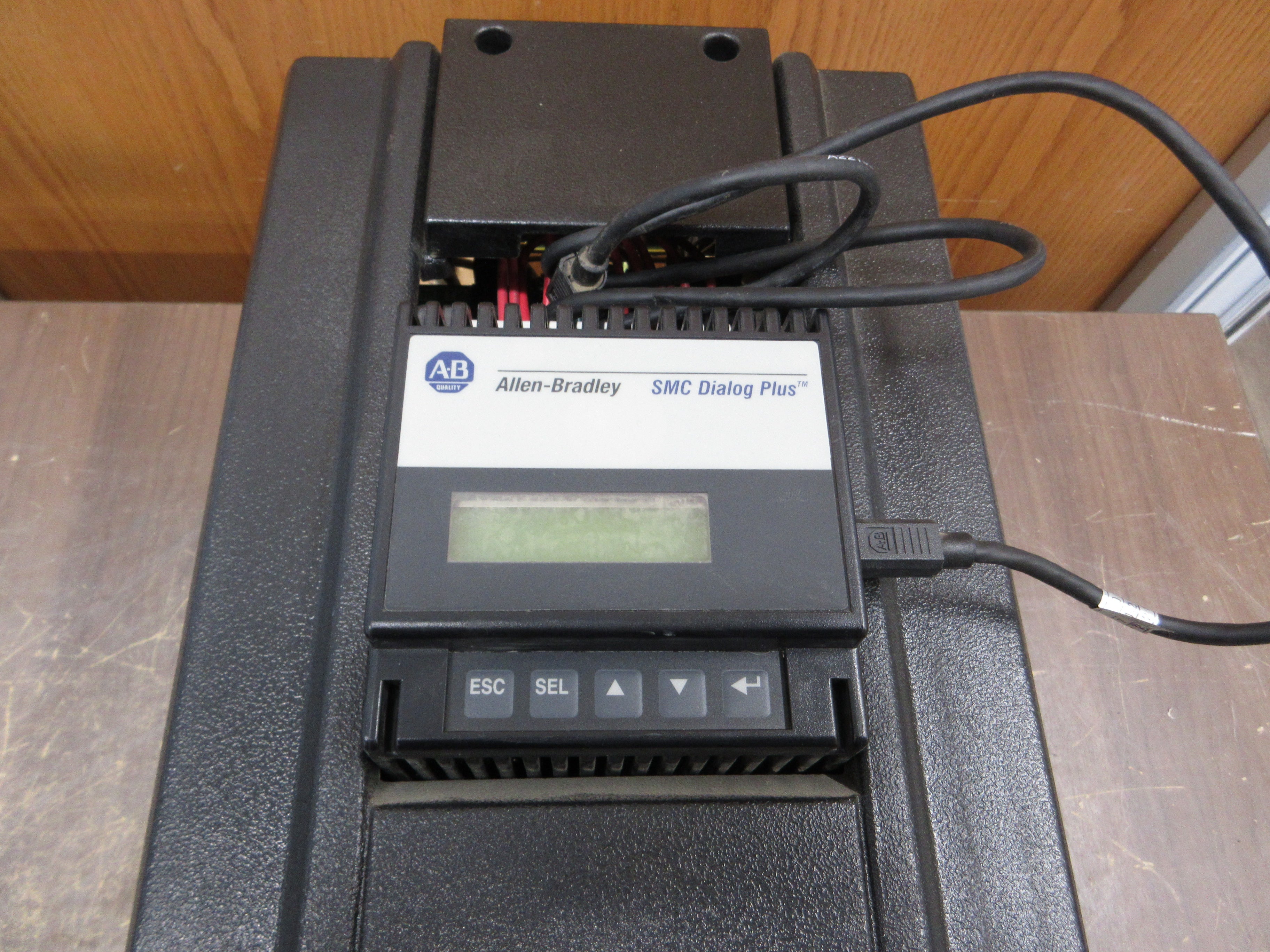 Allen-Bradley SMC Dialog Plus Soft Start 150-B180NBD Ser. A 208-480V 150HP 180A