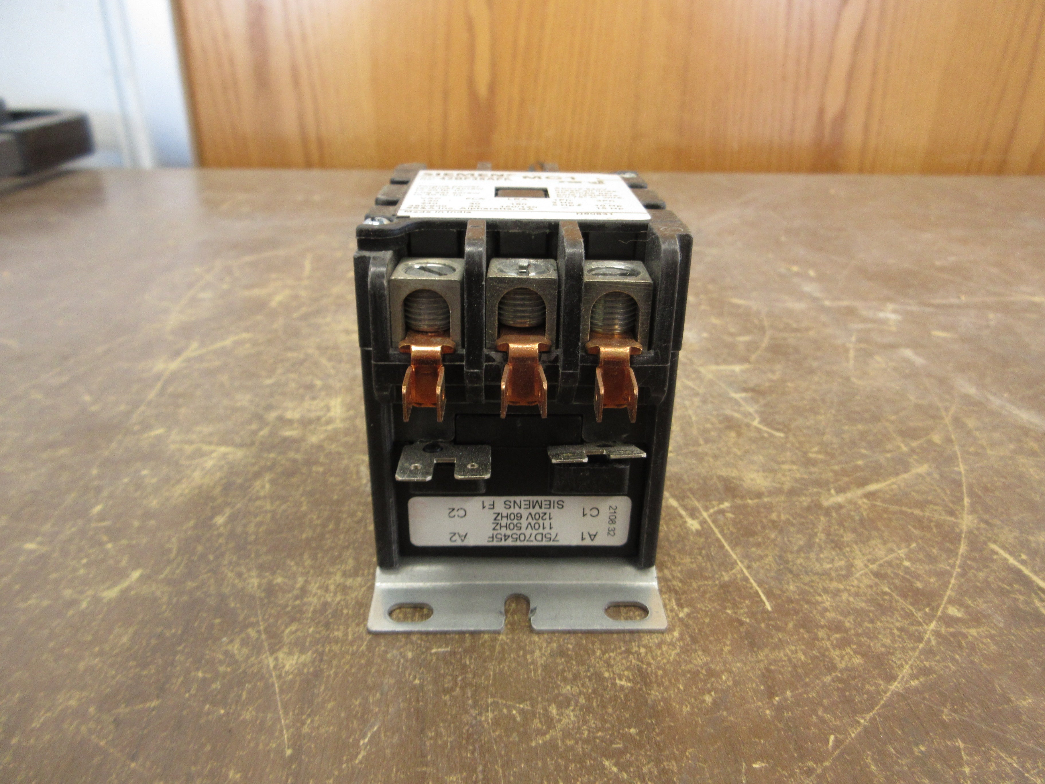 Siemens Contactor 42BF35AFR 120V Coil 30A 600V Used