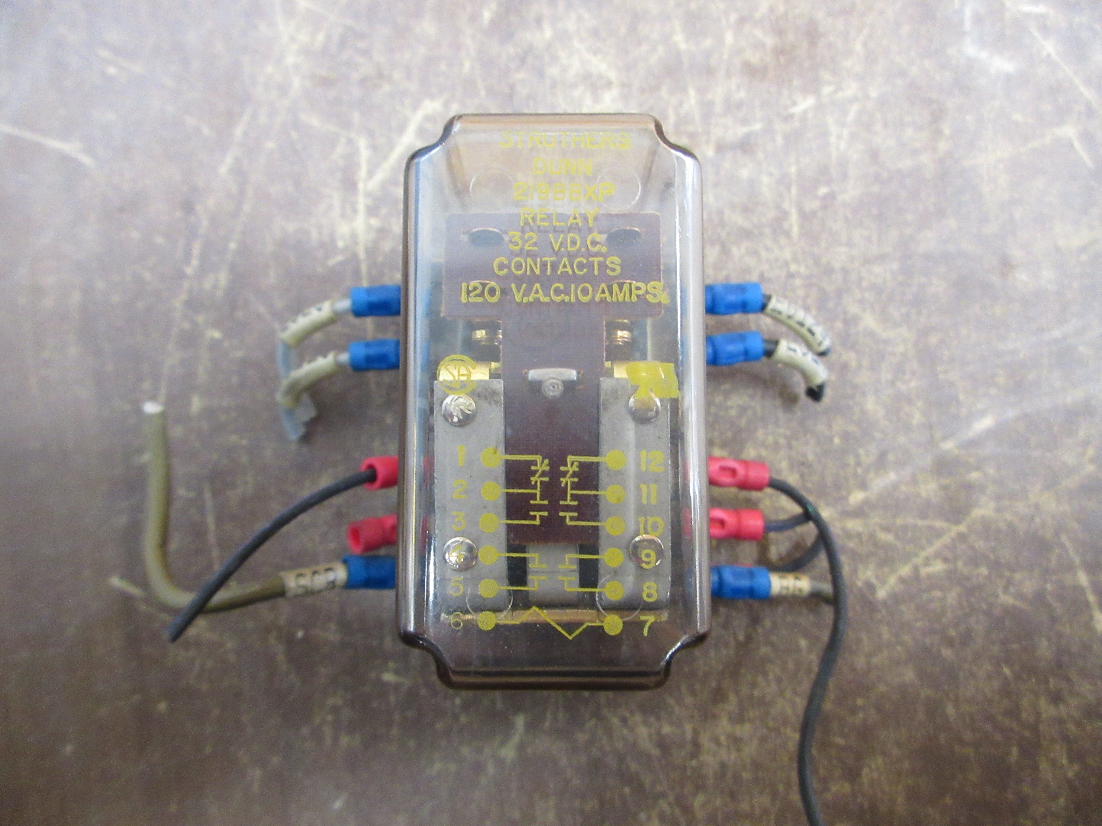 Struthers Dunn Relay 219BBXP 32VDC Coil w/ Base Used