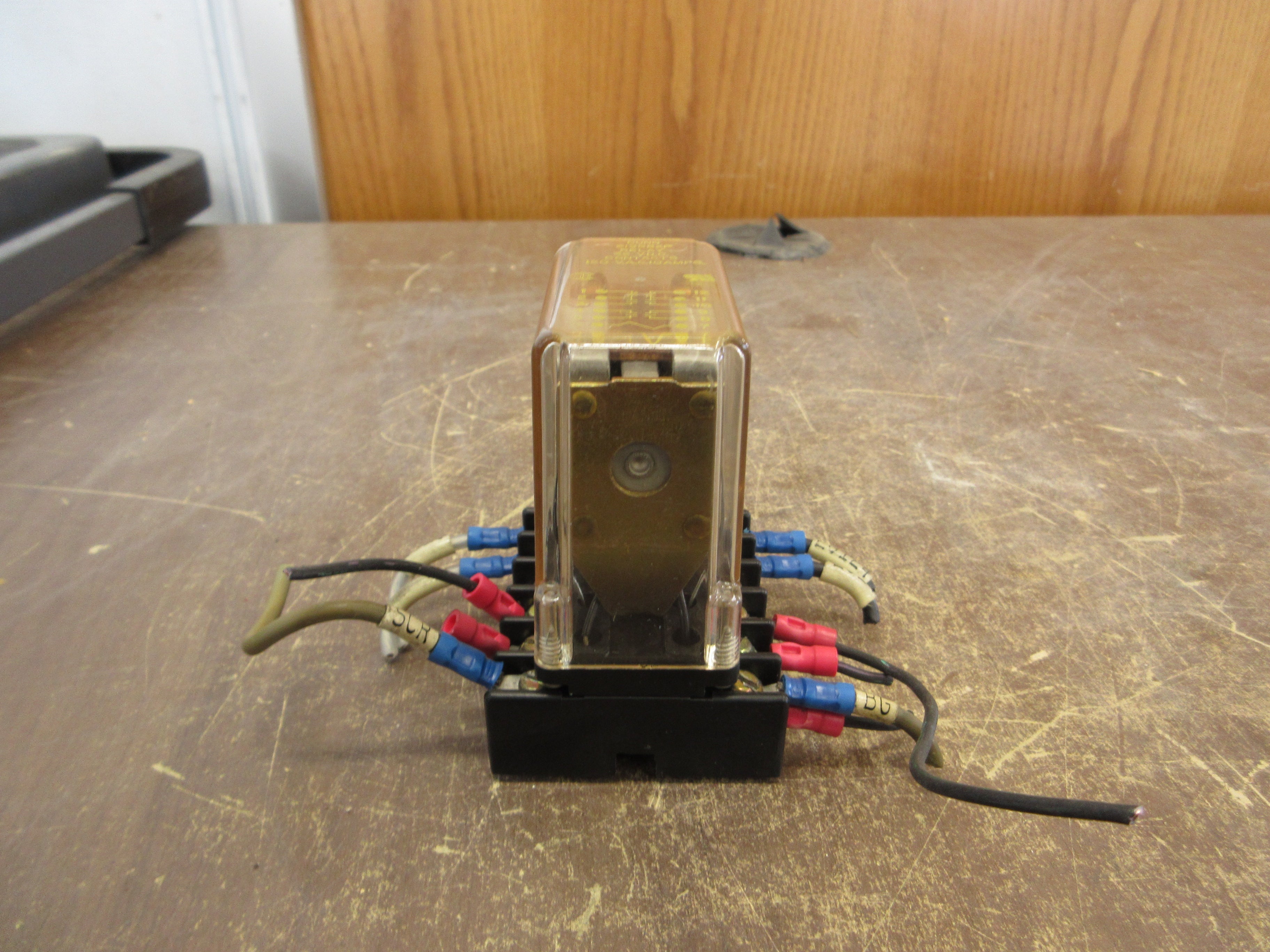 Struthers Dunn Relay 219BBXP 32VDC Coil w/ Base Used