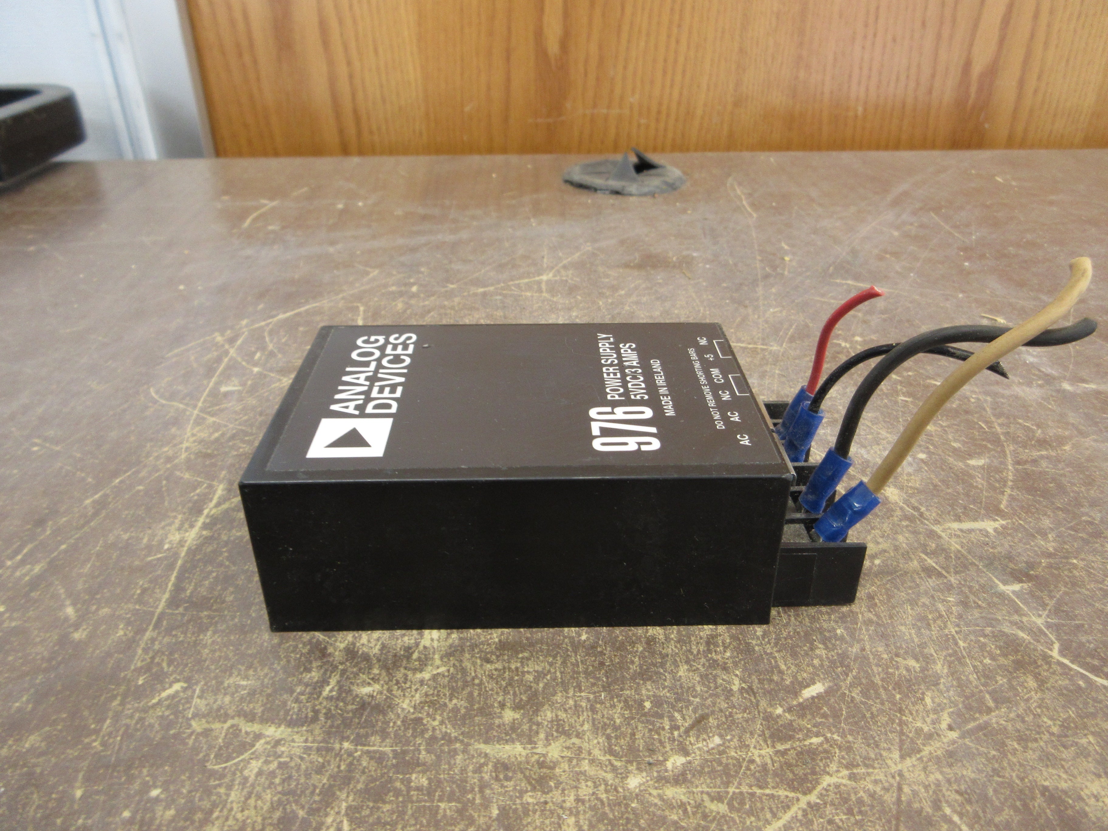 Analog Devices Power Supply 976 5VDC 3A Used