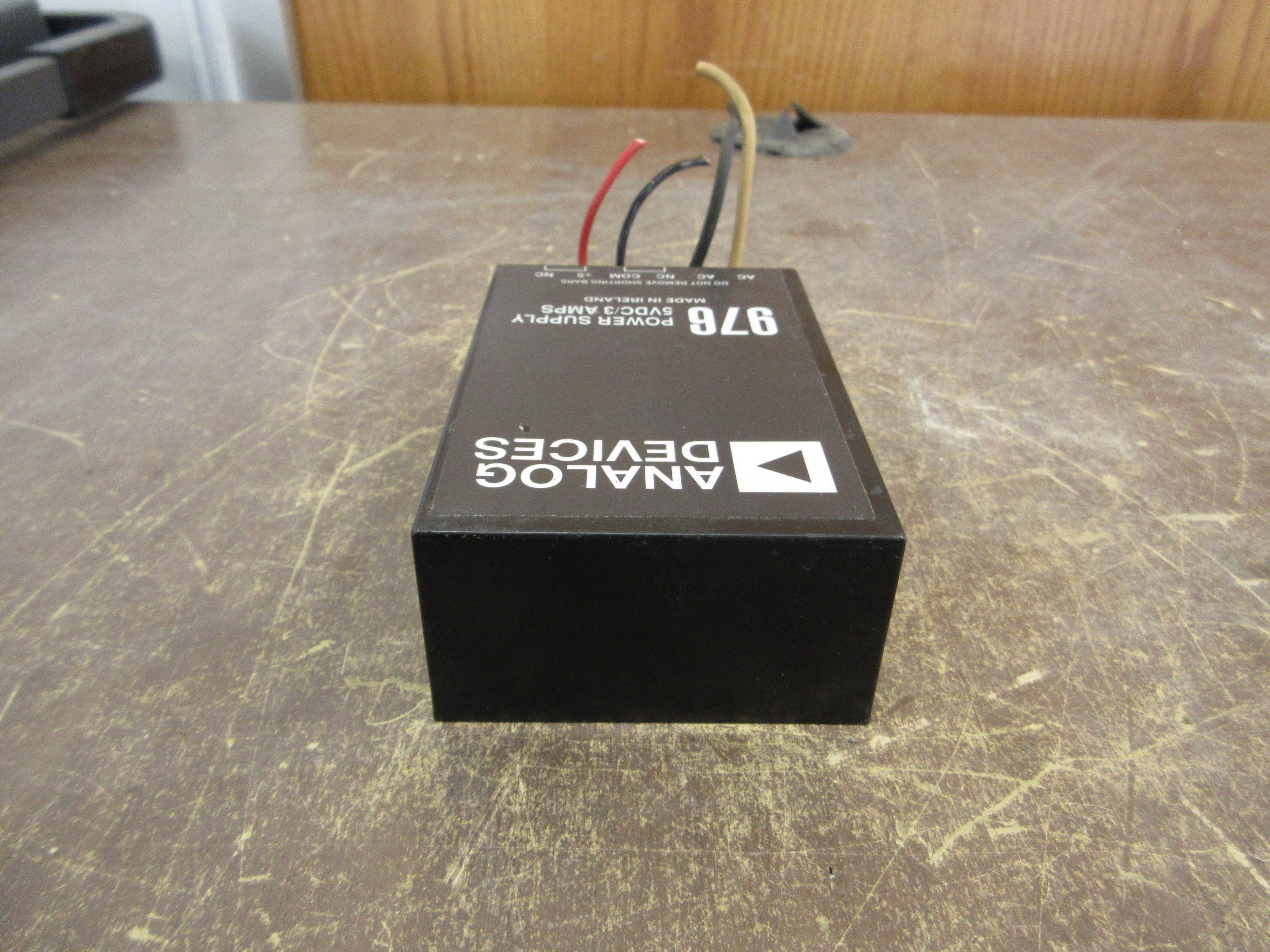 Analog Devices Power Supply 976 5VDC 3A Used