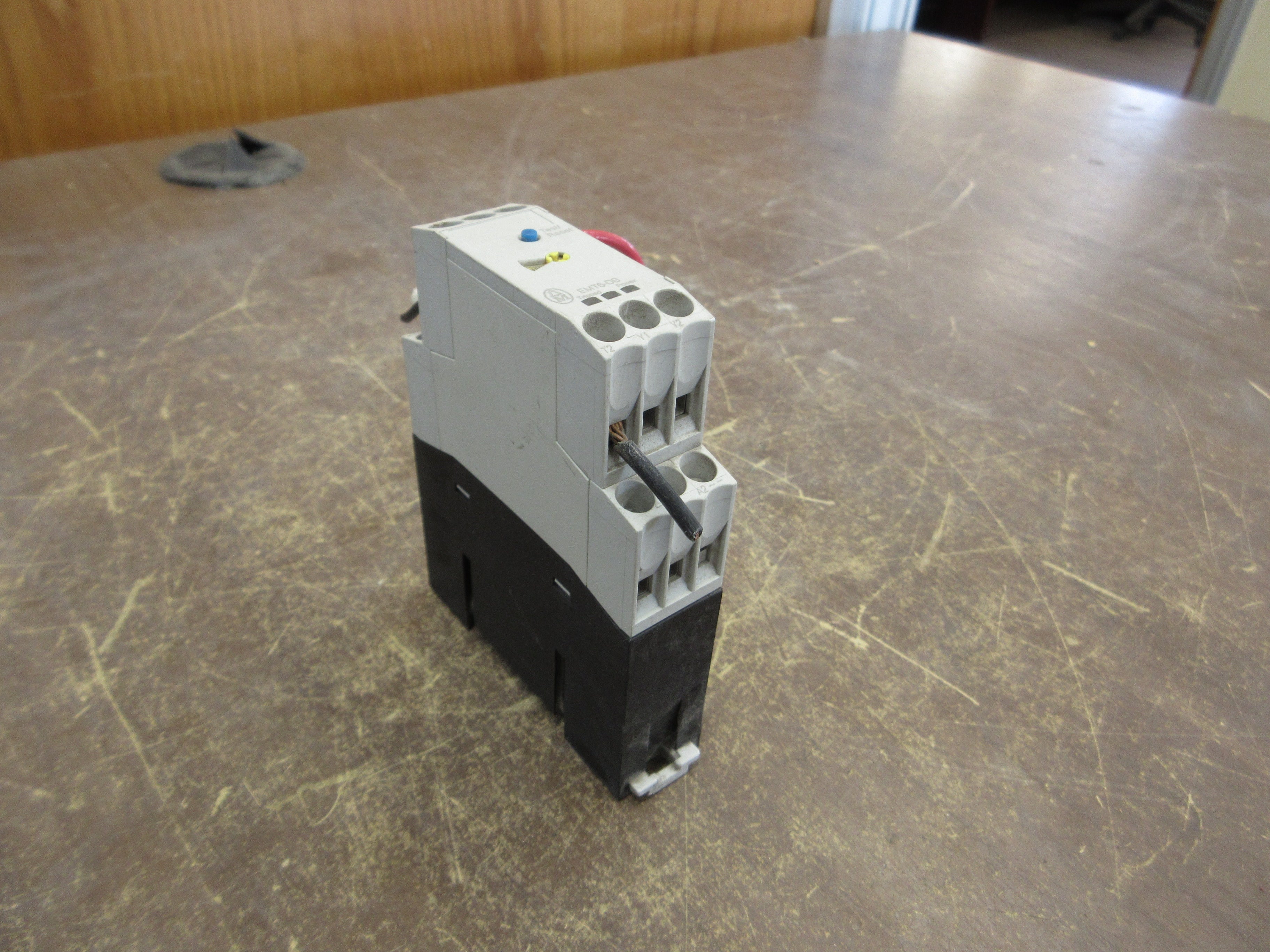 Moeller Relay EMT6-DB 24-240V AC/DC Used