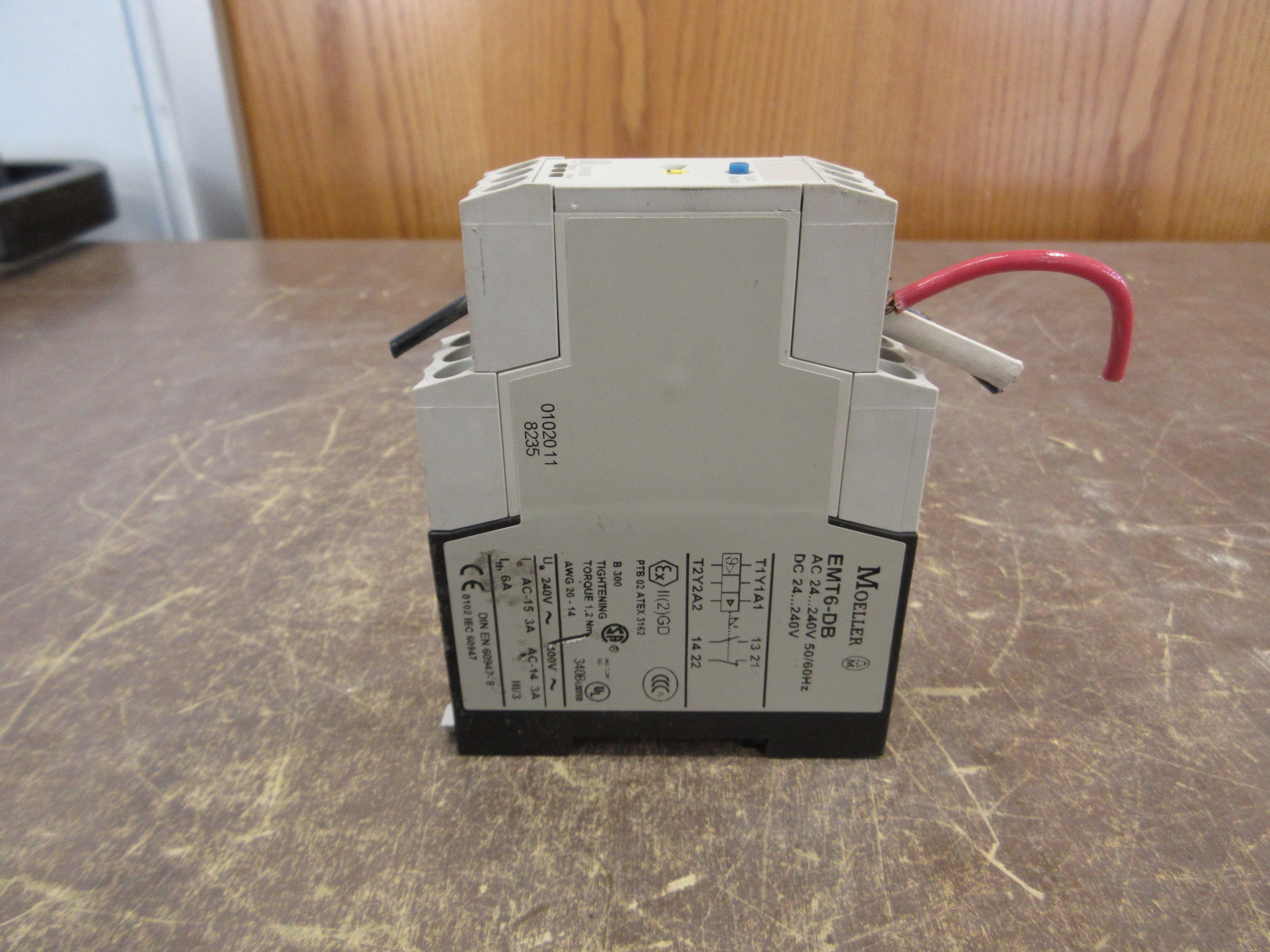 Moeller Relay EMT6-DB 24-240V AC/DC Used