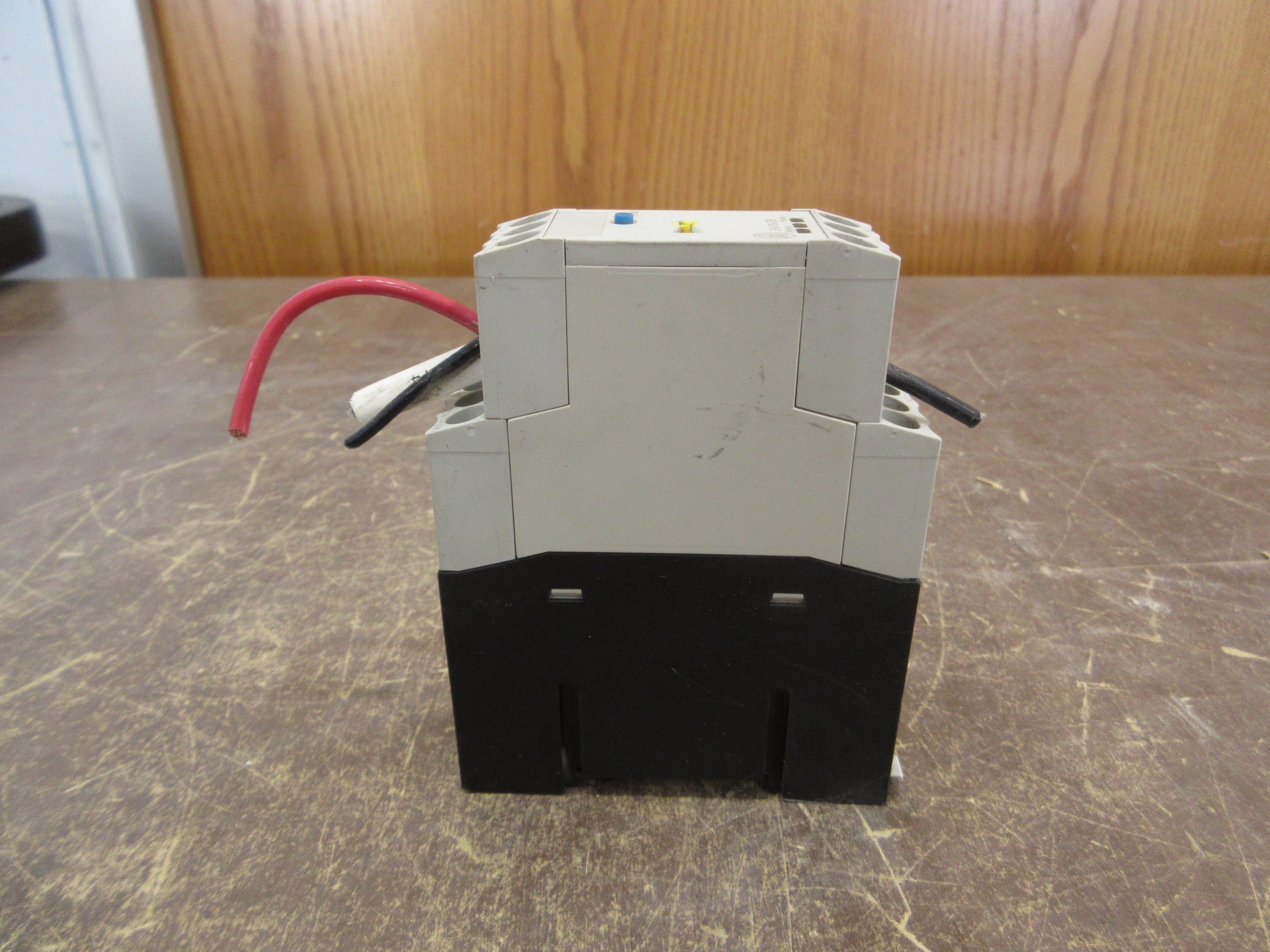 Moeller Relay EMT6-DB 24-240V AC/DC Used