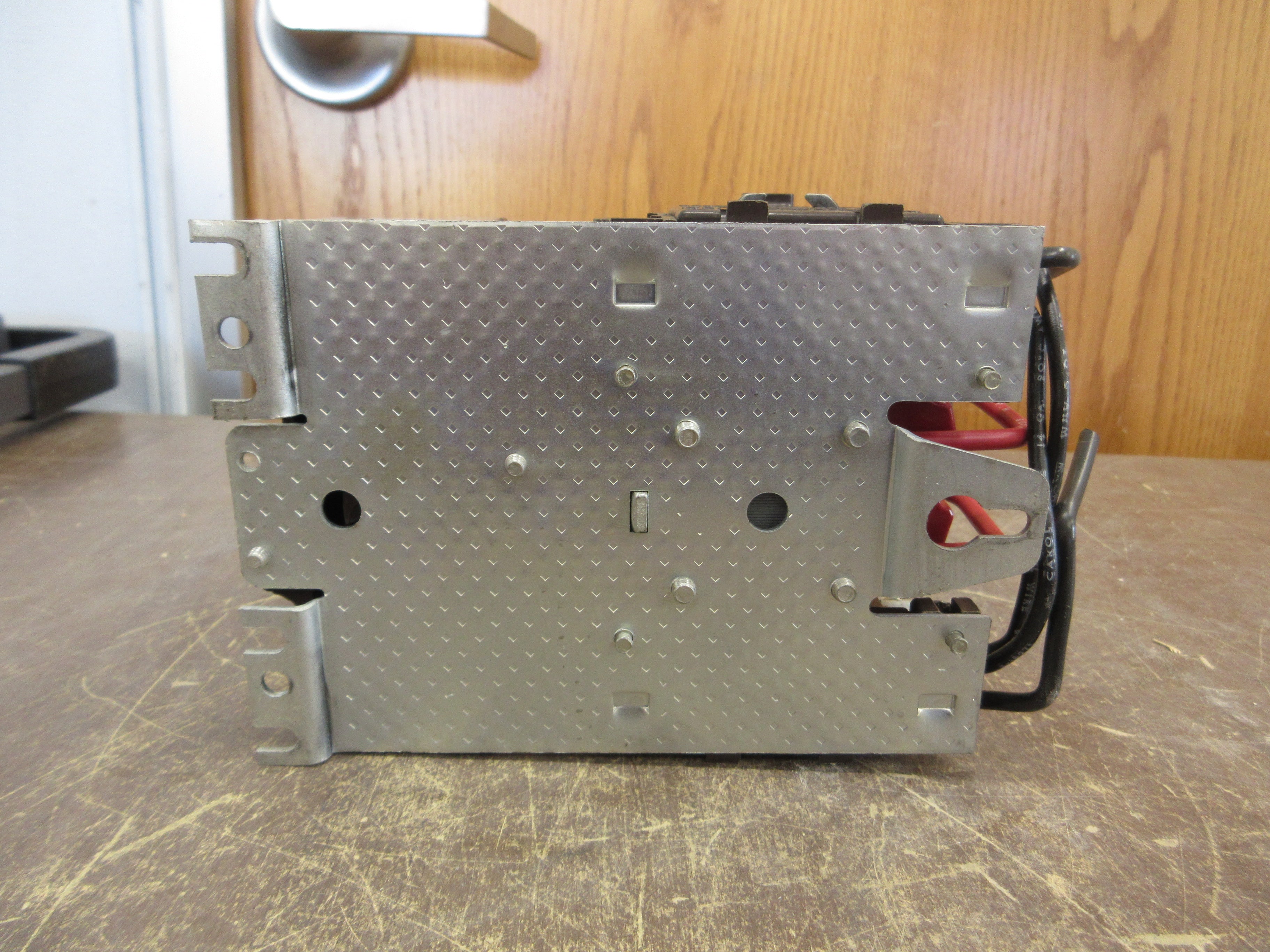 Cutler-Hammer Size 0 Starter 6-3CF553432-A 110V Coil 20A 600V Used