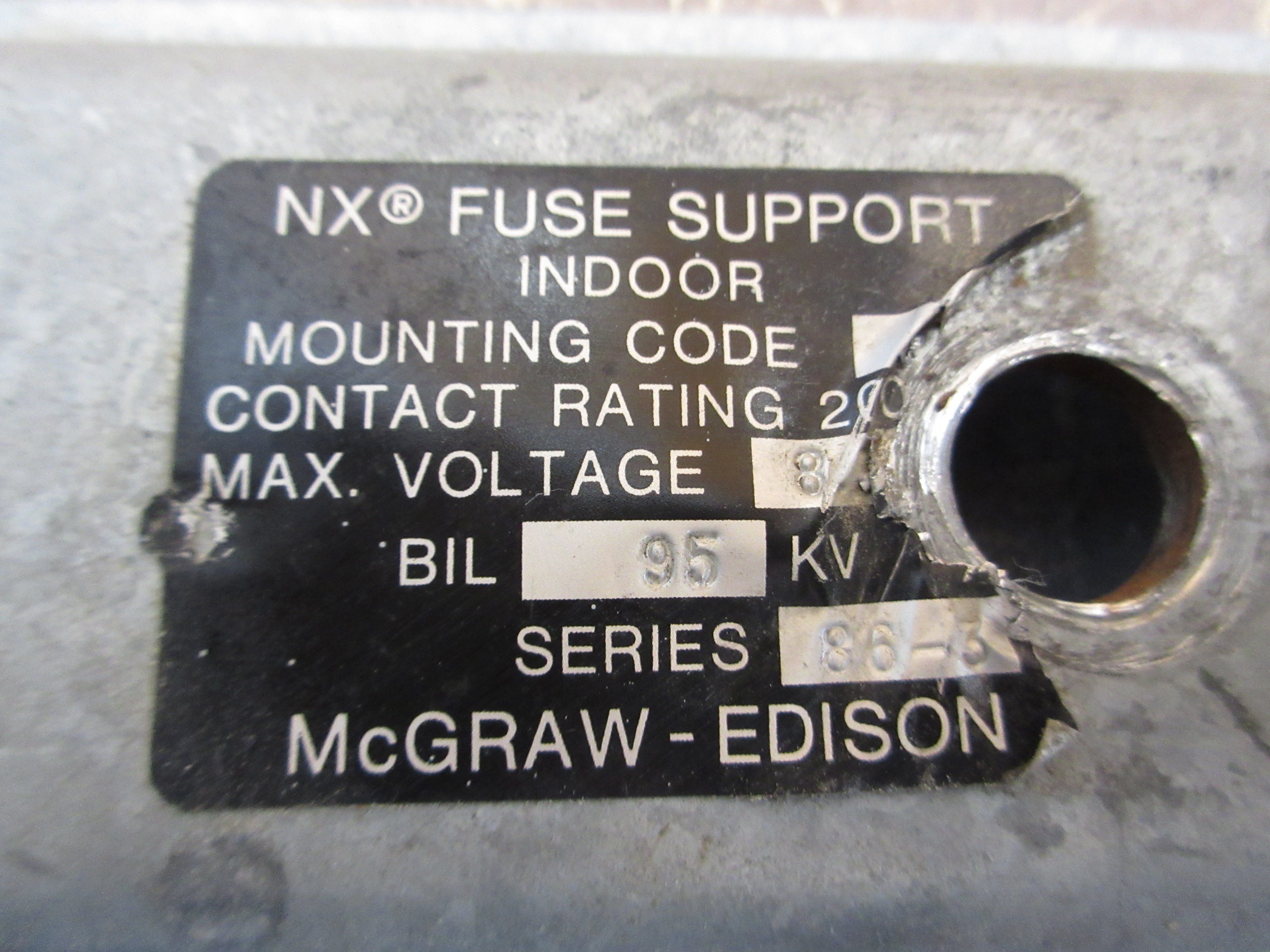 McGraw-Edison NX Fuse Support 86-6 8.3kV 200A Used