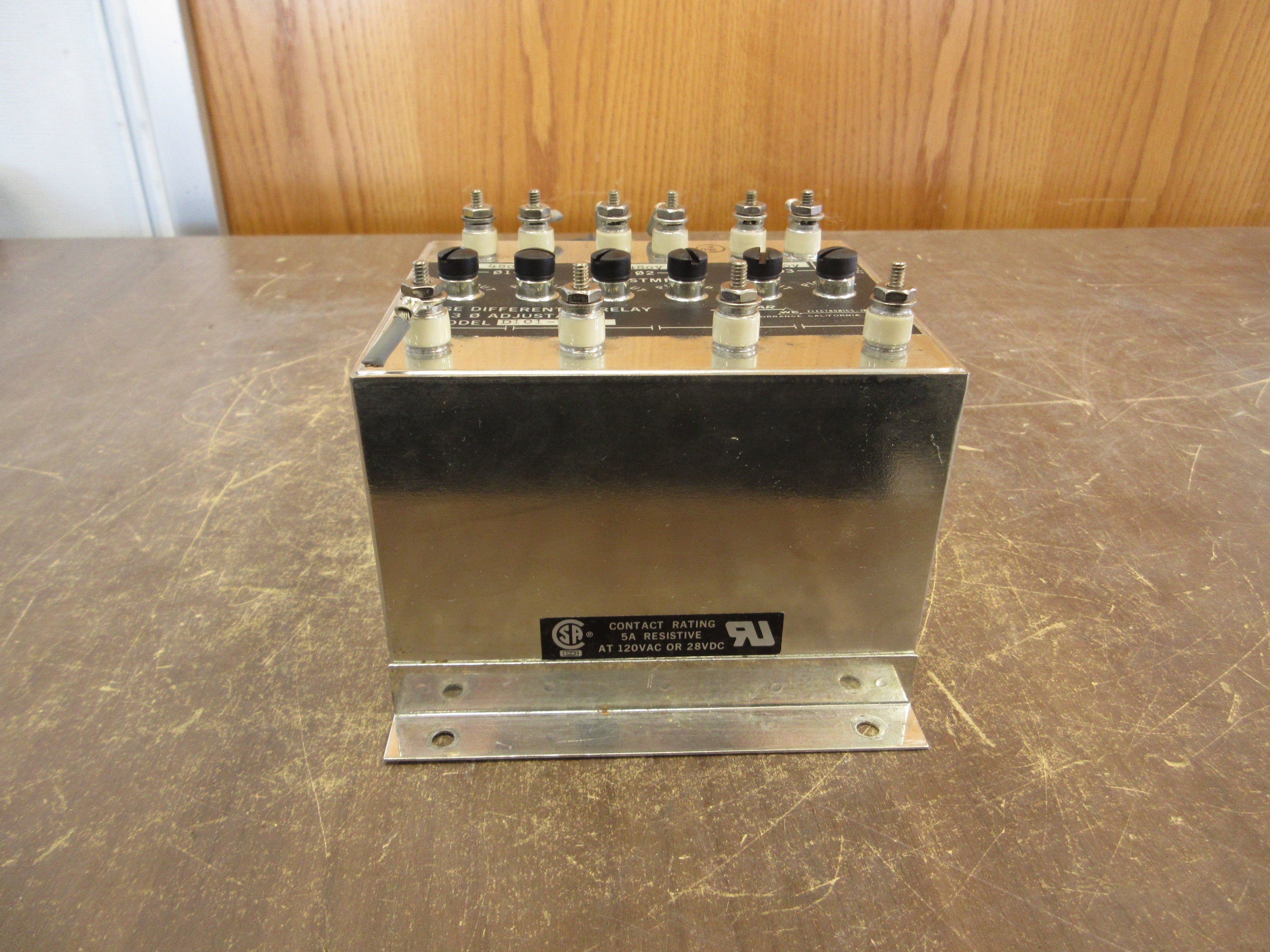 Wilmar Close Differential Relay D101-7X 480V 3Ph Adjustable Used