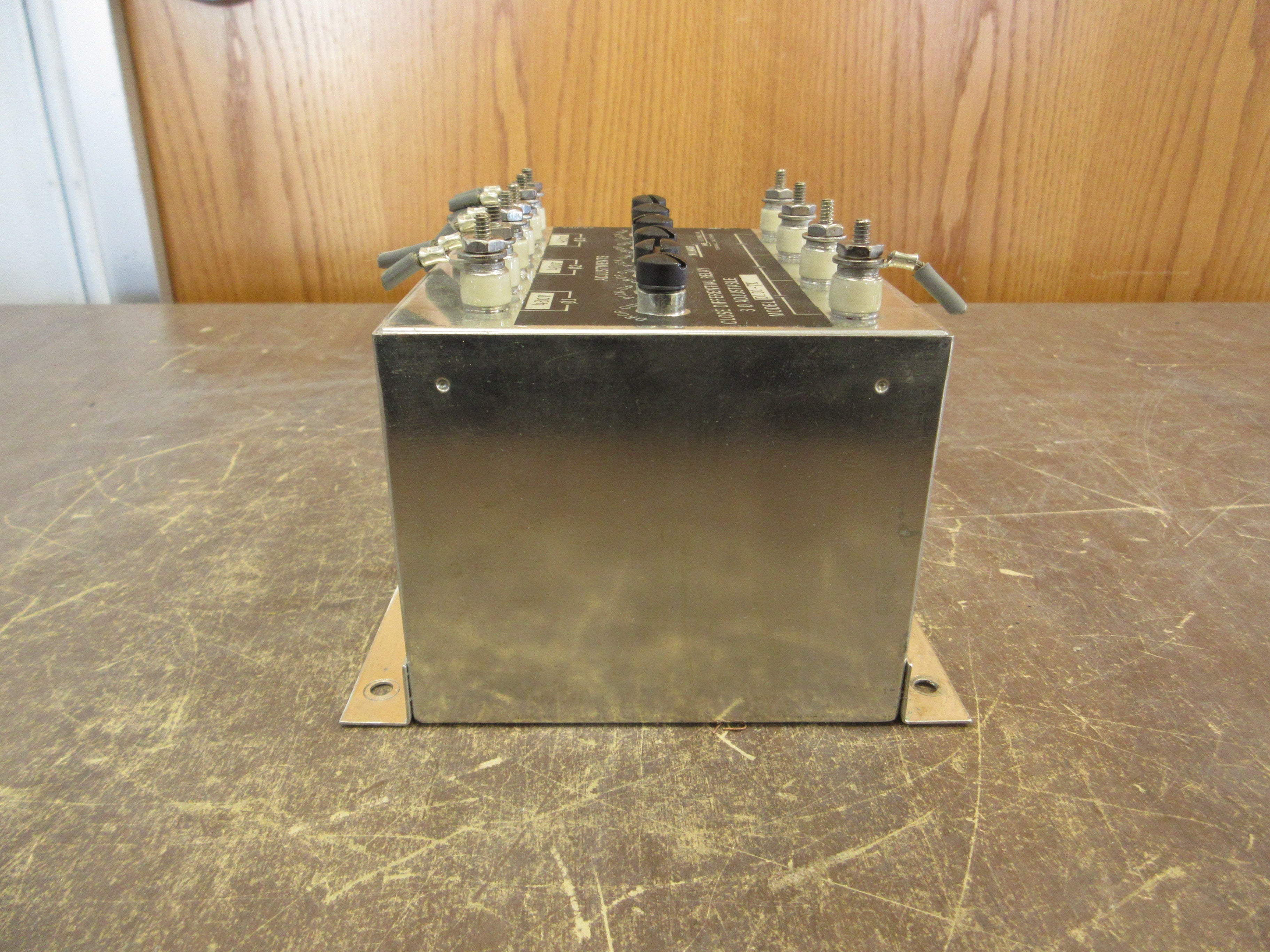Wilmar Close Differential Relay D101-7X 480V 3Ph Adjustable Used