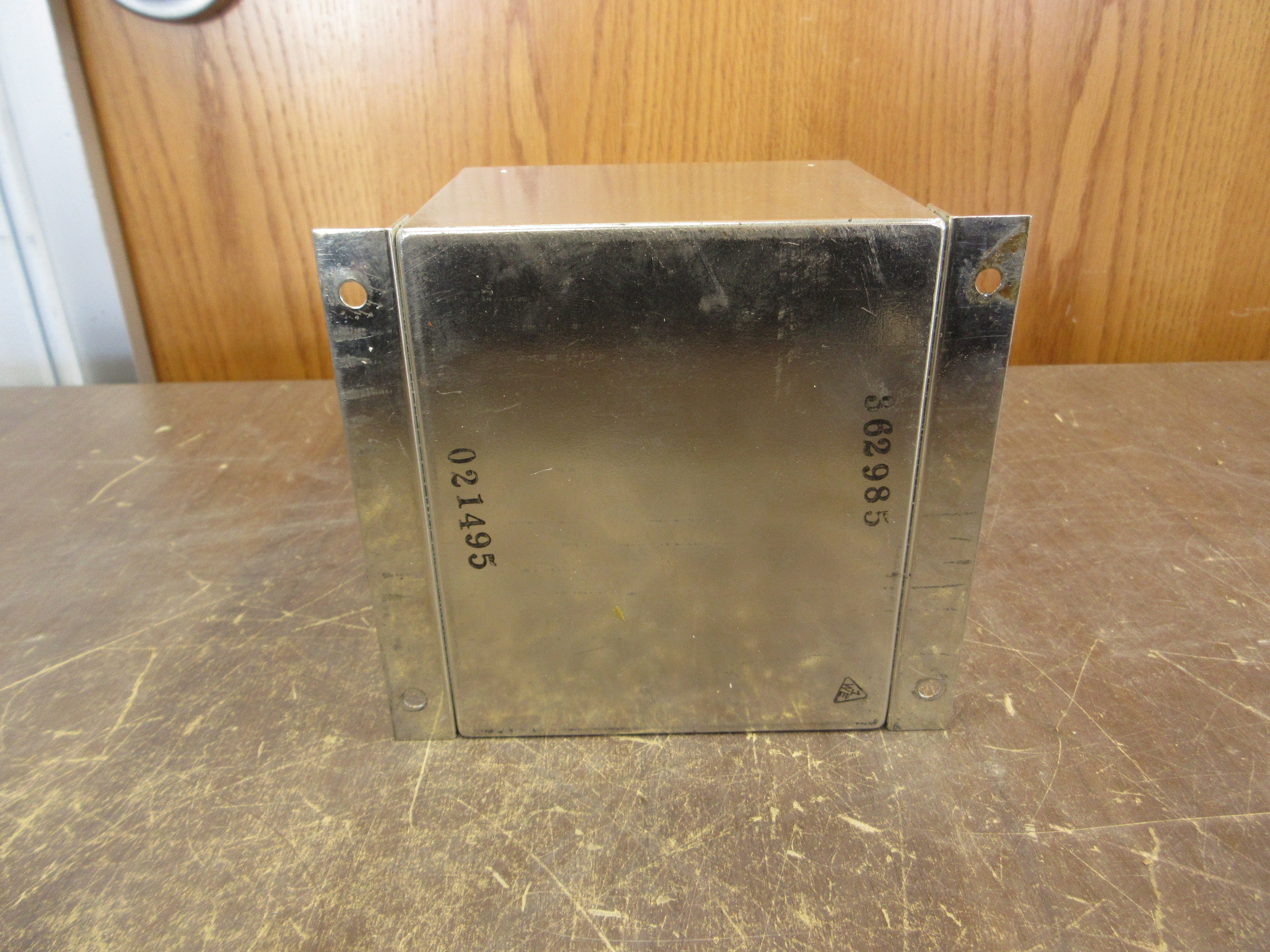 Wilmar Close Differential Relay D101-7X 480V 3Ph Adjustable Used