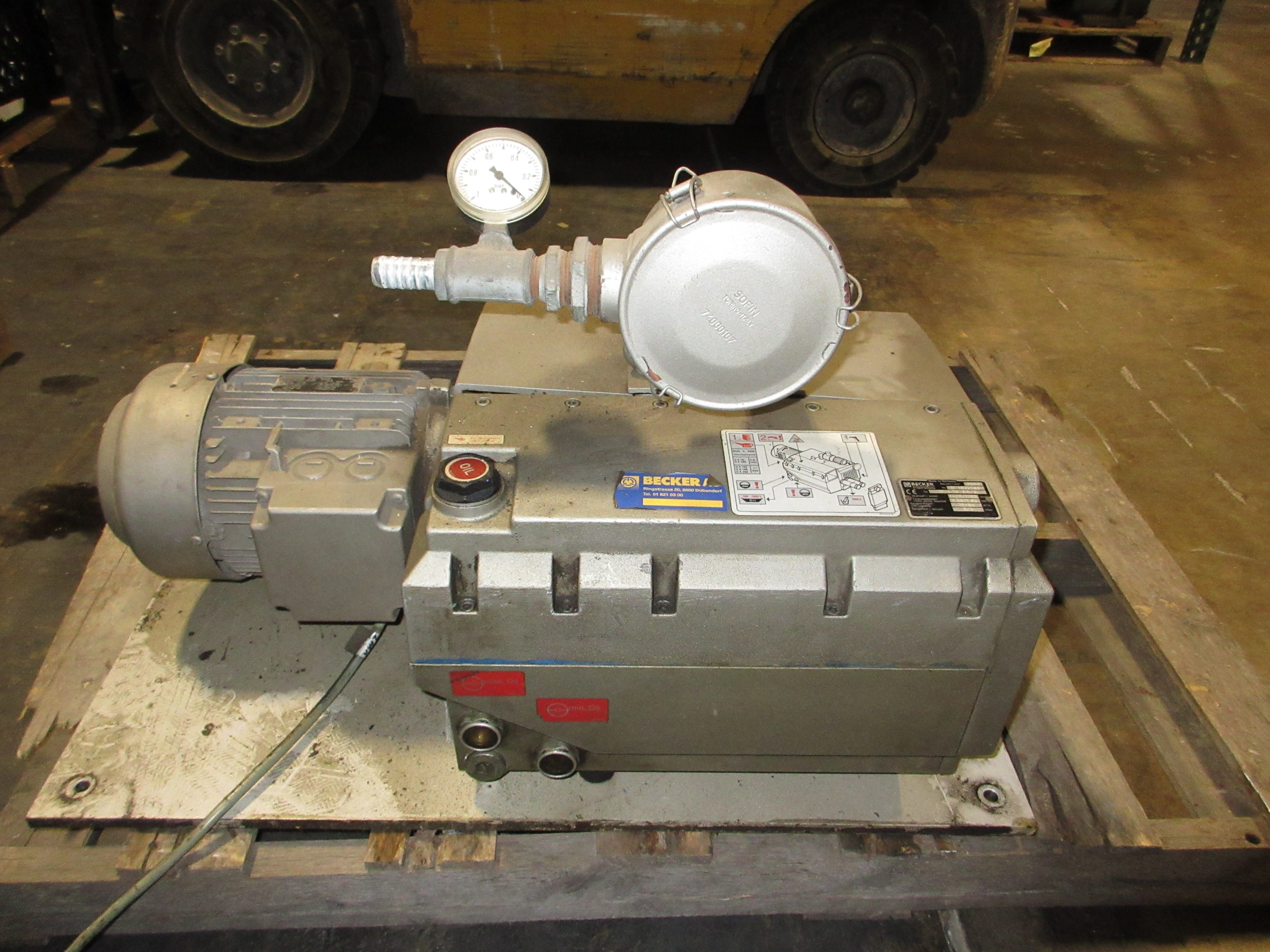 Becker Rotary Vane Vacuum Pump U 4.70 SA/K 1.85kW 1700RPM 84 no 3/h 3mbar Used