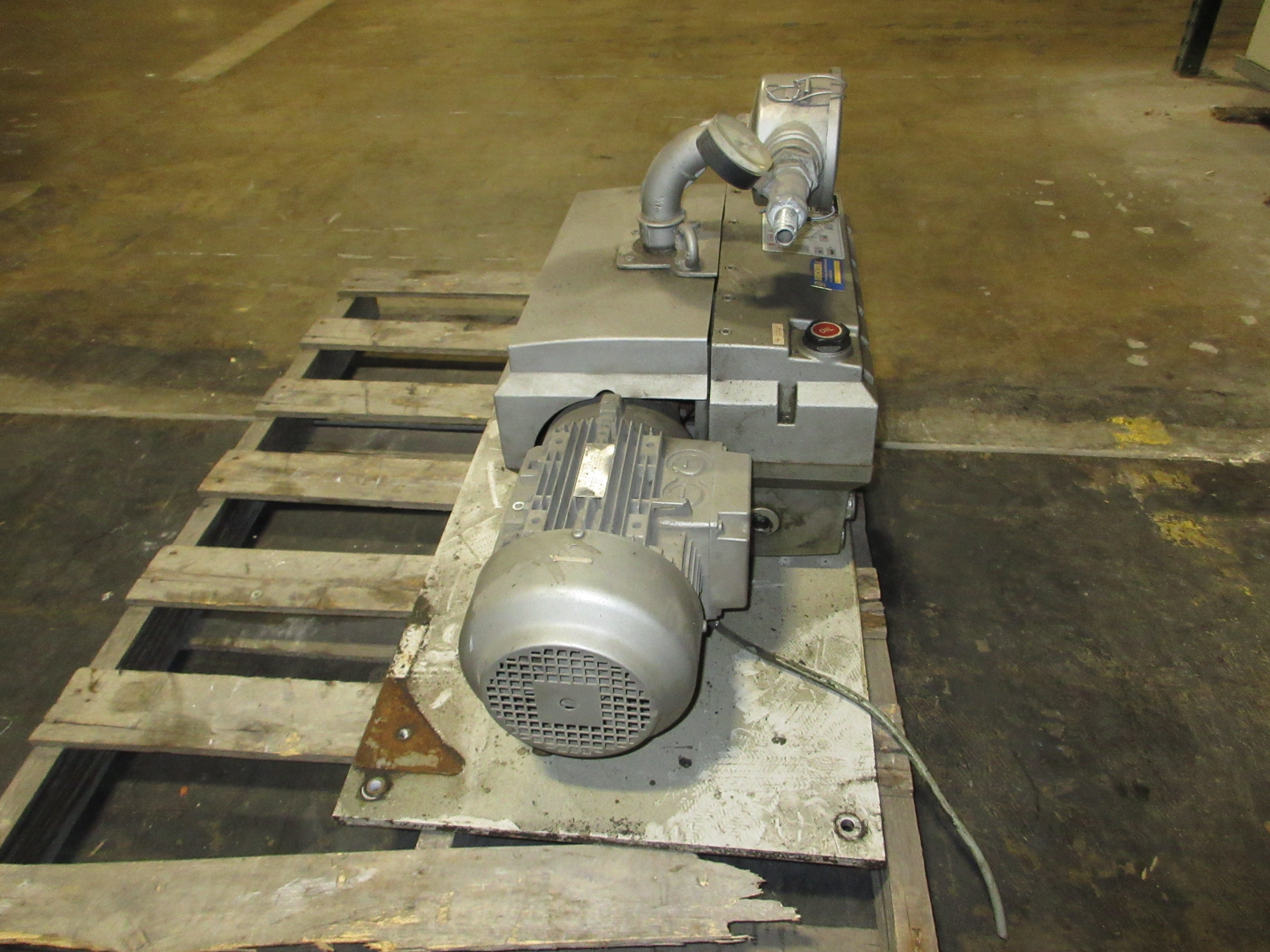 Becker Rotary Vane Vacuum Pump U 4.70 SA/K 1.85kW 1700RPM 84 no 3/h 3mbar Used