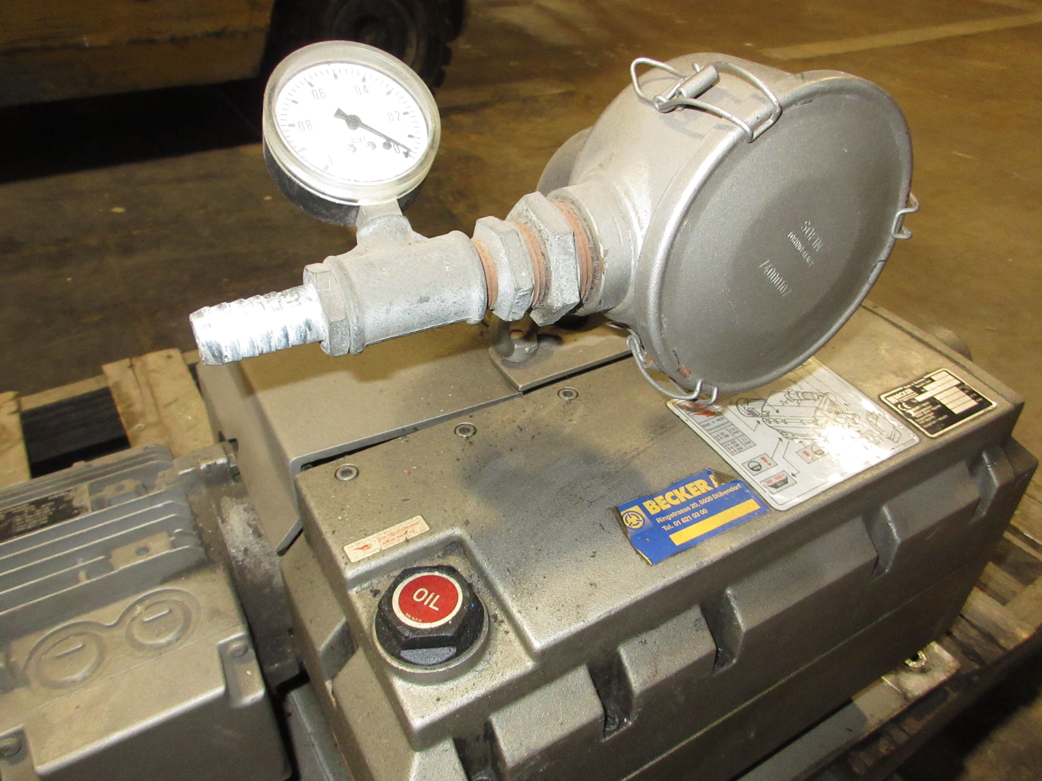 Becker Rotary Vane Vacuum Pump U 4.70 SA/K 1.85kW 1700RPM 84 no 3/h 3mbar Used