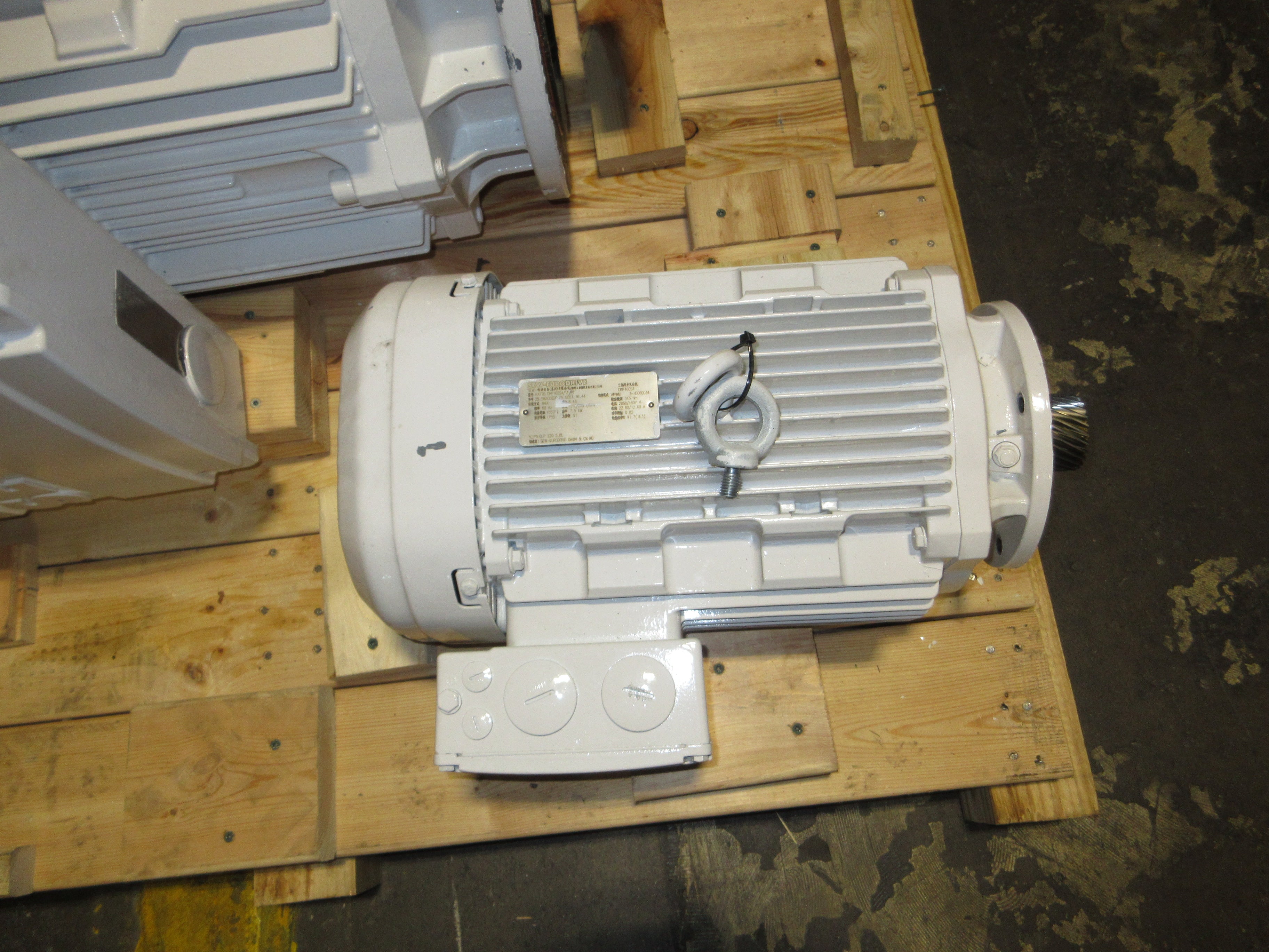 Sew-Eurodrive Motor KA77B DRP 160S4/TF/RT 10HP 1800RPM 266/460YV 22/12.60A Used