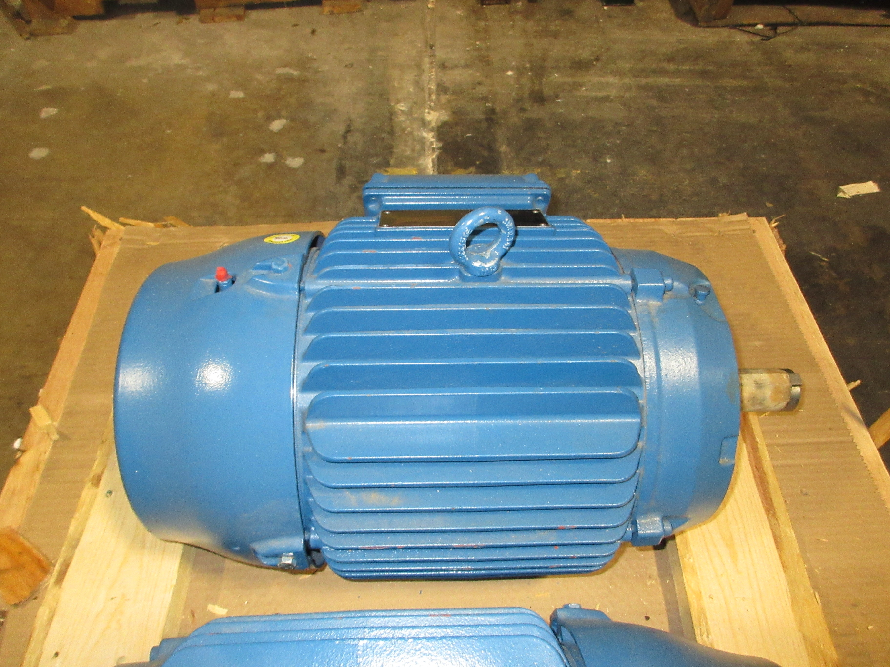 WEG Inverter Motor 00409ET3Y160M-W22 5.5HP 900RPM 460V 8.17A 60Hz New Surplus