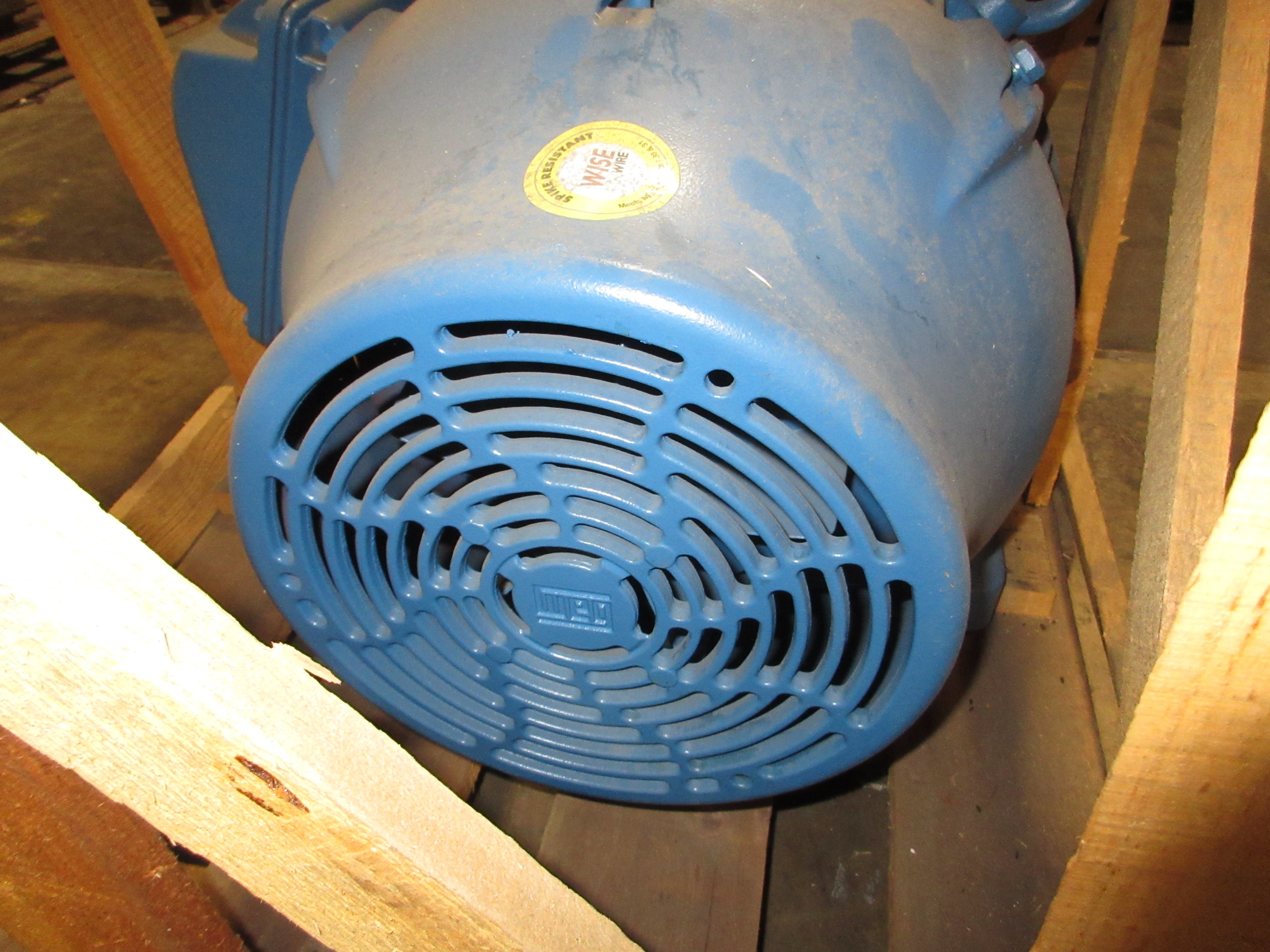 WEG Motor R10018ET3GRB405T-W22 100HP 1800RPM 460V 111A 3Ph 60Hz New Surplus