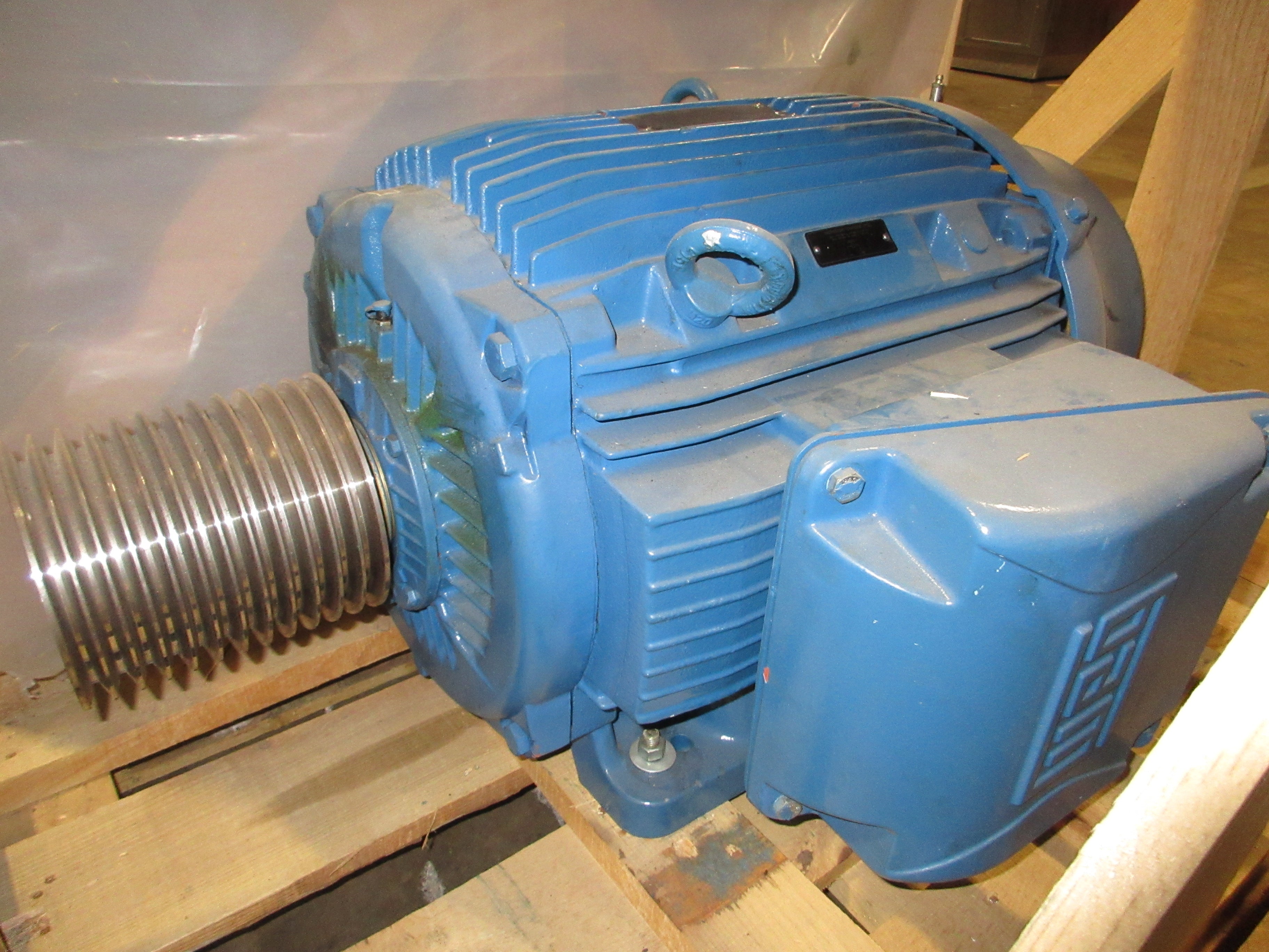 WEG Motor T07518ST3QIE365T-W22 75HP 1800RPM 460V 84.1A 3Ph 60Hz New Surplus