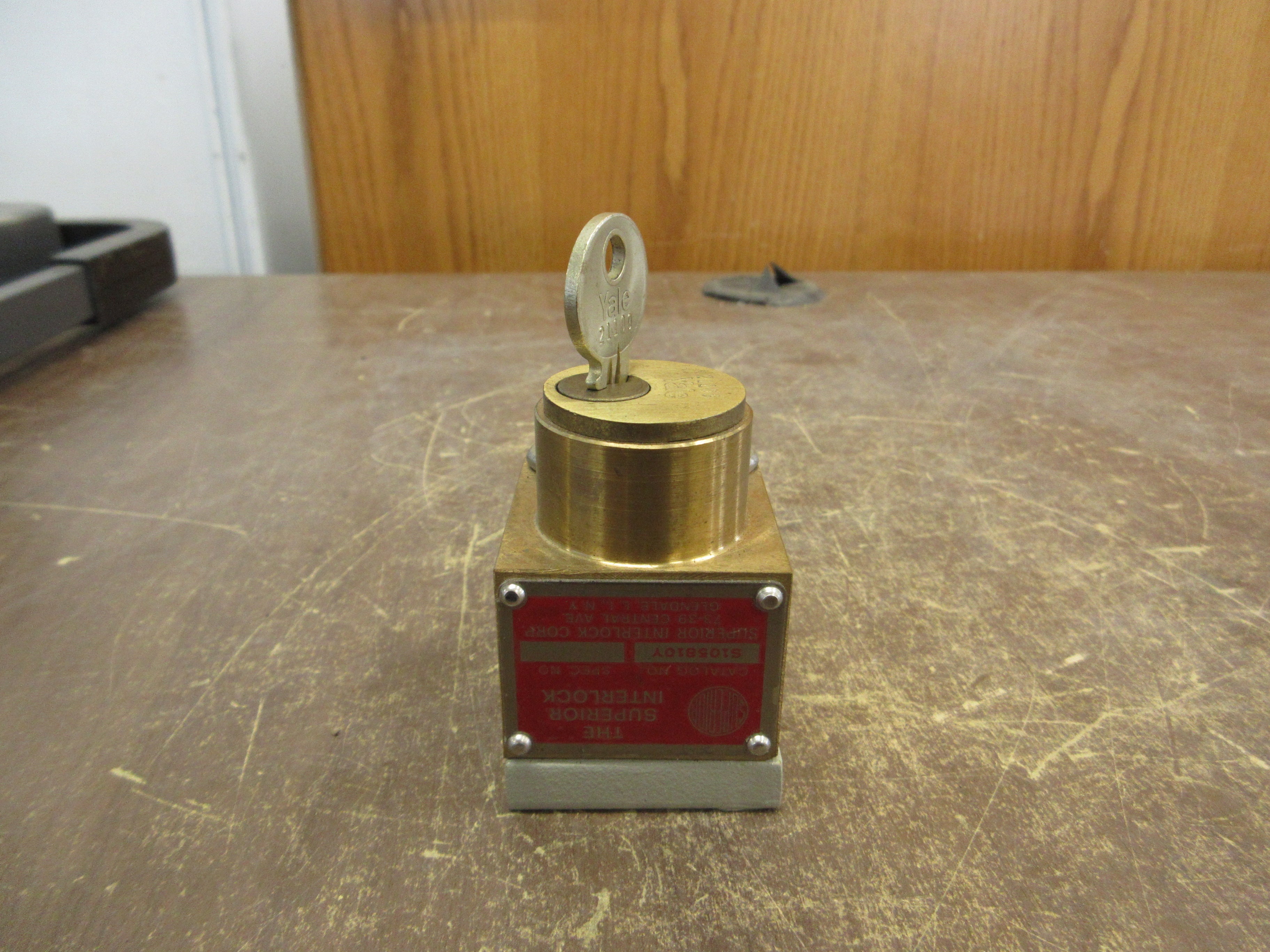 Superior Interlock Switch S105810Y Used